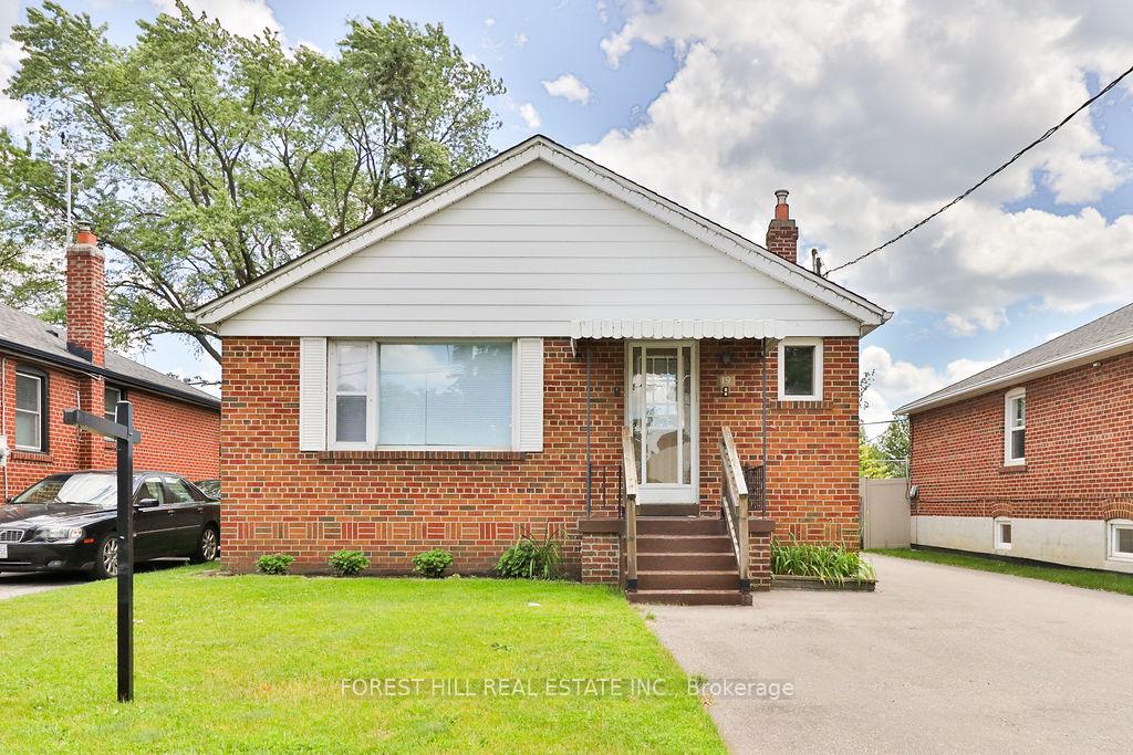 Photo 1 of 19 Silvercrest Avenue, Etobicoke, Alderwood — HOMEH