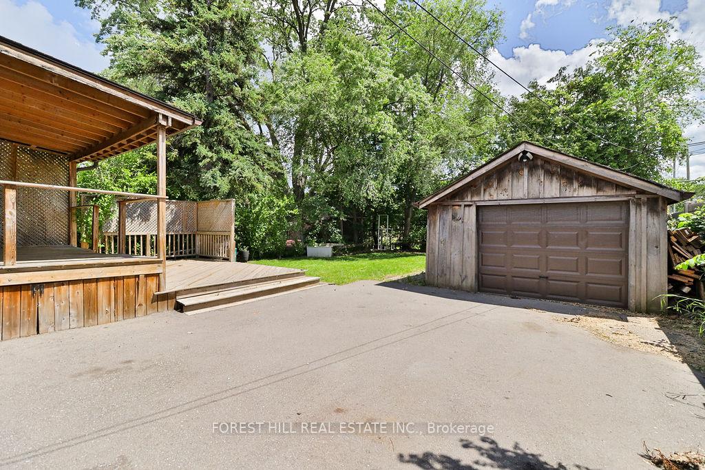 Photo 30 of 19 Silvercrest Avenue, Etobicoke, Alderwood — HOMEH