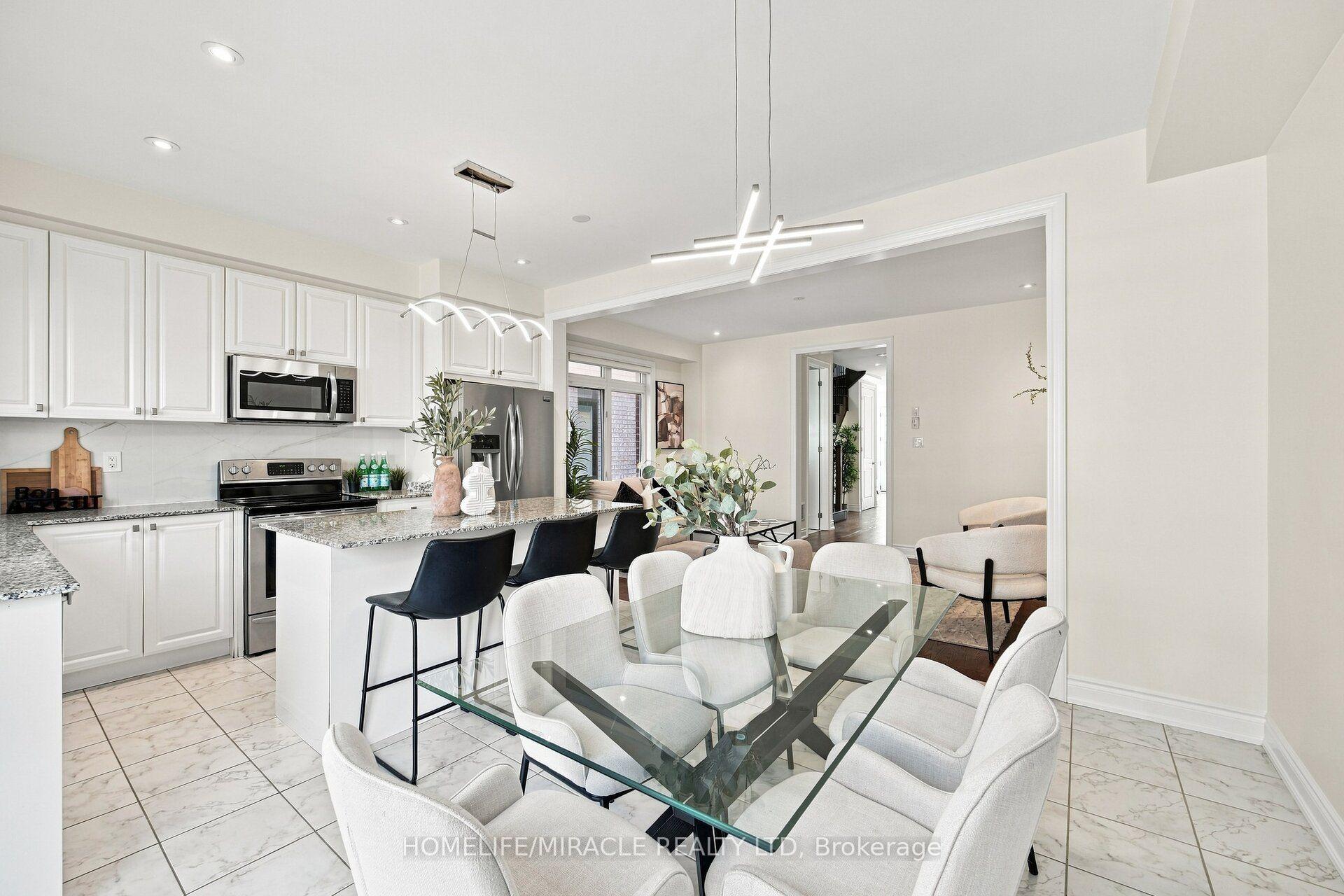 Photo 12 of 14 Zenith Avenue, Vaughan, Kleinburg — HOMEH