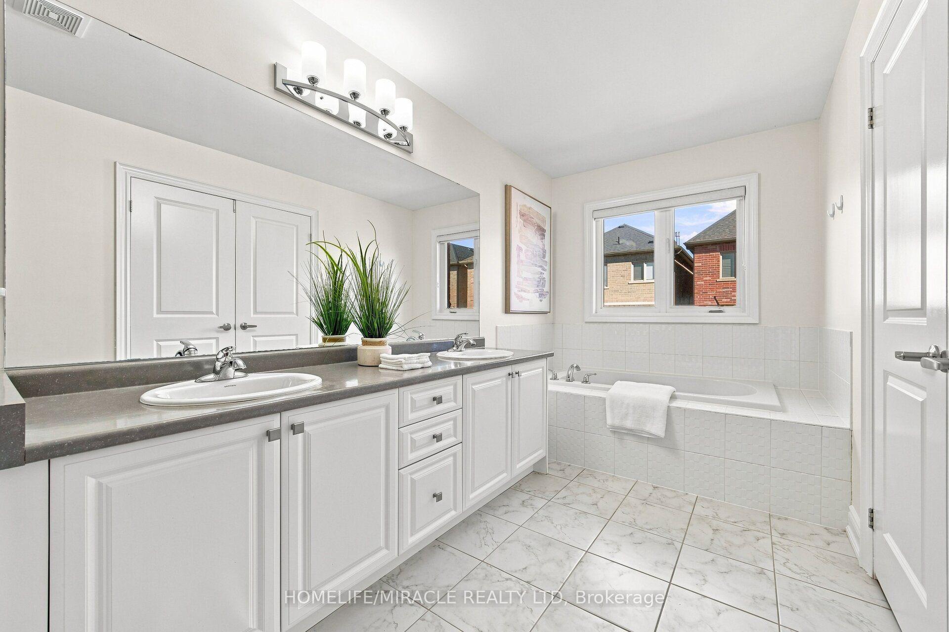 Photo 22 of 14 Zenith Avenue, Vaughan, Kleinburg — HOMEH