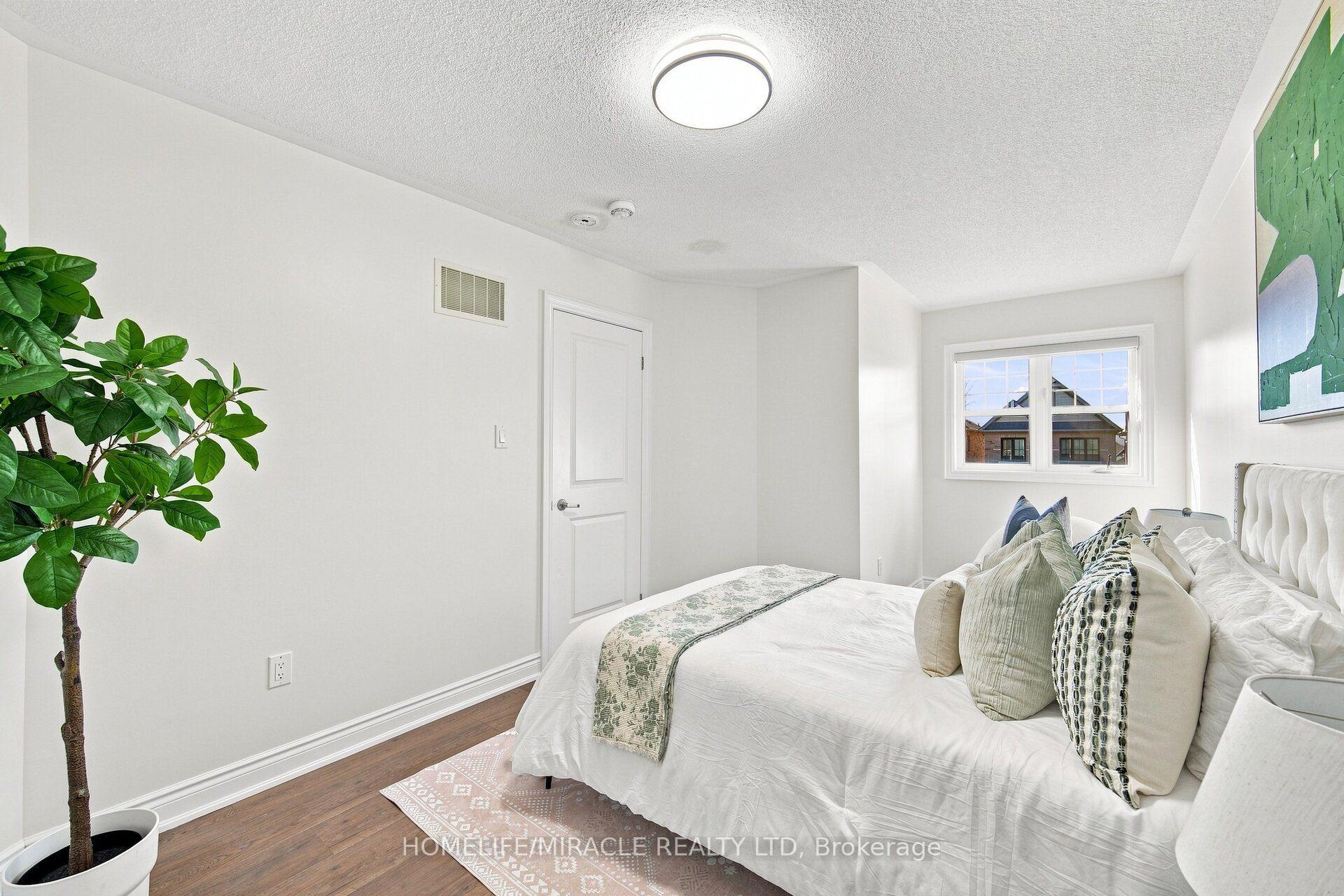 Photo 25 of 14 Zenith Avenue, Vaughan, Kleinburg — HOMEH