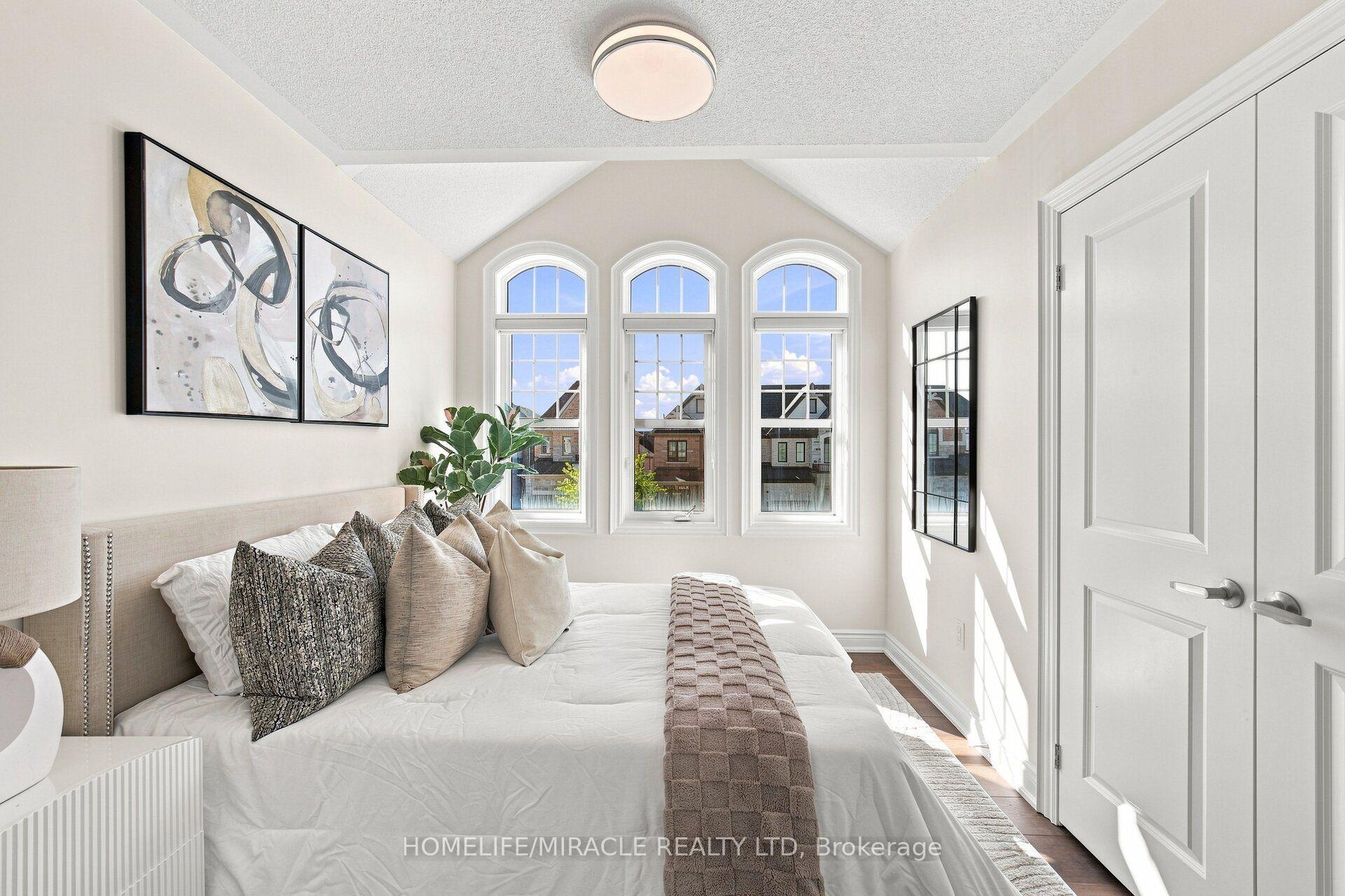 Photo 27 of 14 Zenith Avenue, Vaughan, Kleinburg — HOMEH