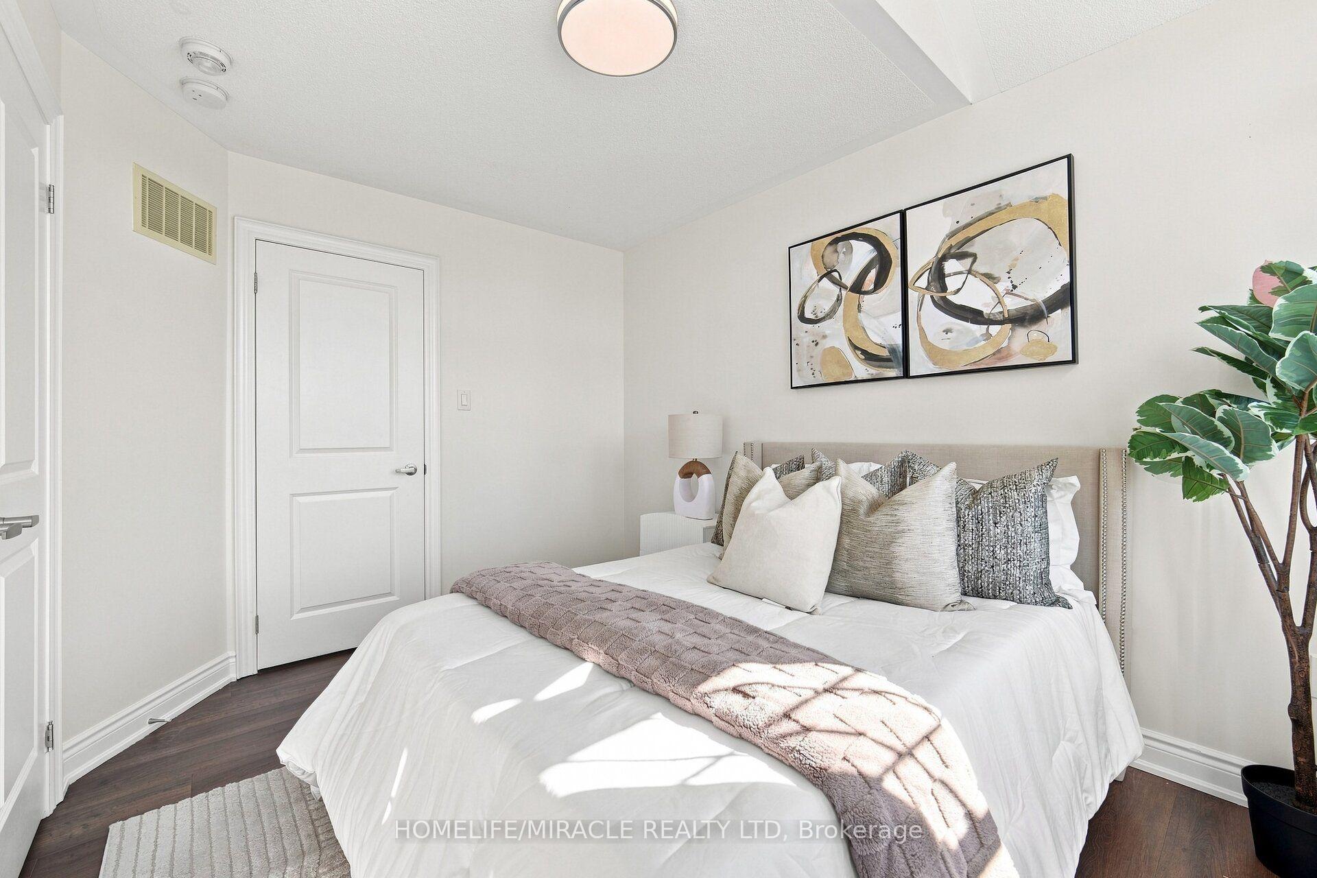 Photo 28 of 14 Zenith Avenue, Vaughan, Kleinburg — HOMEH