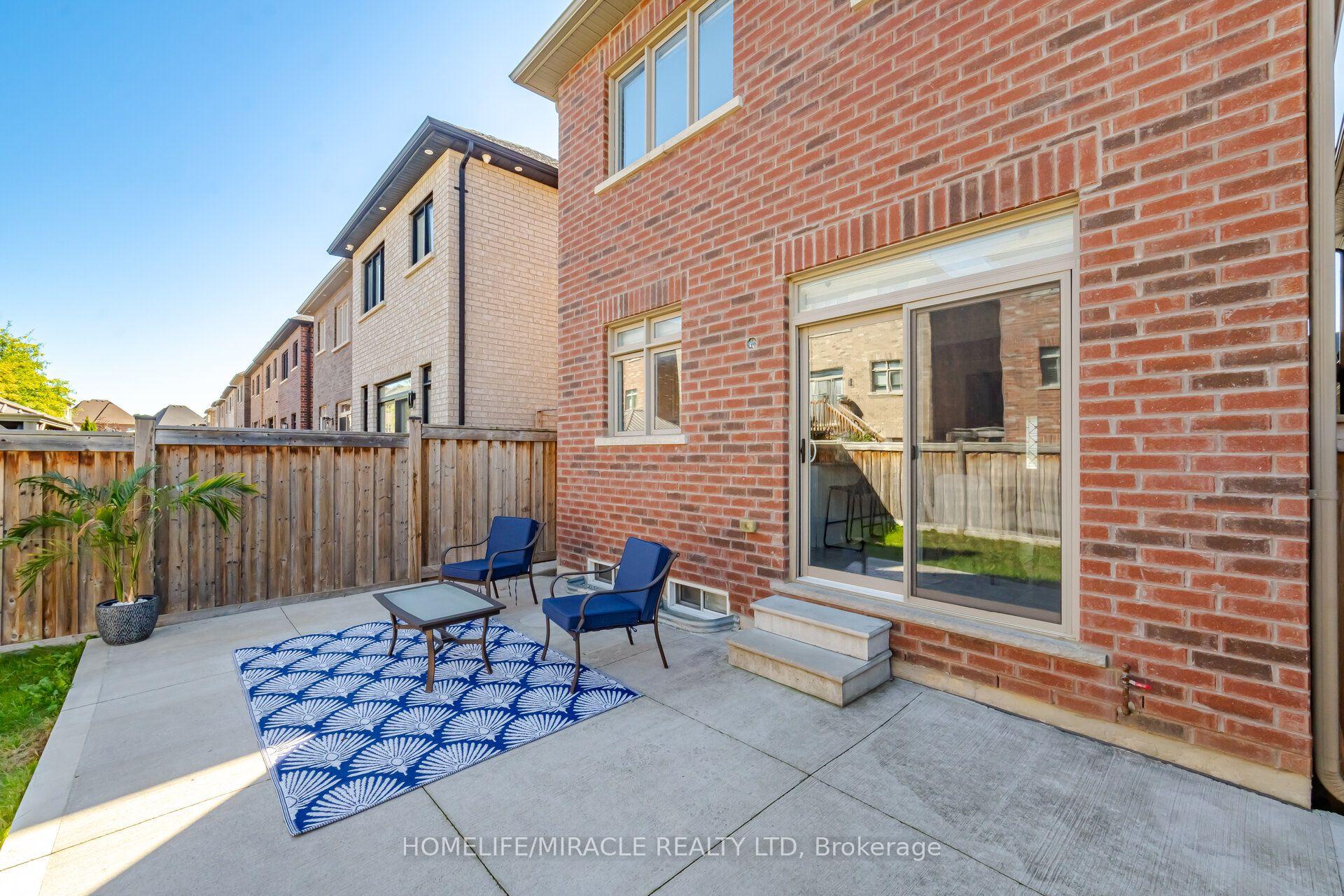 Photo 31 of 14 Zenith Avenue, Vaughan, Kleinburg — HOMEH