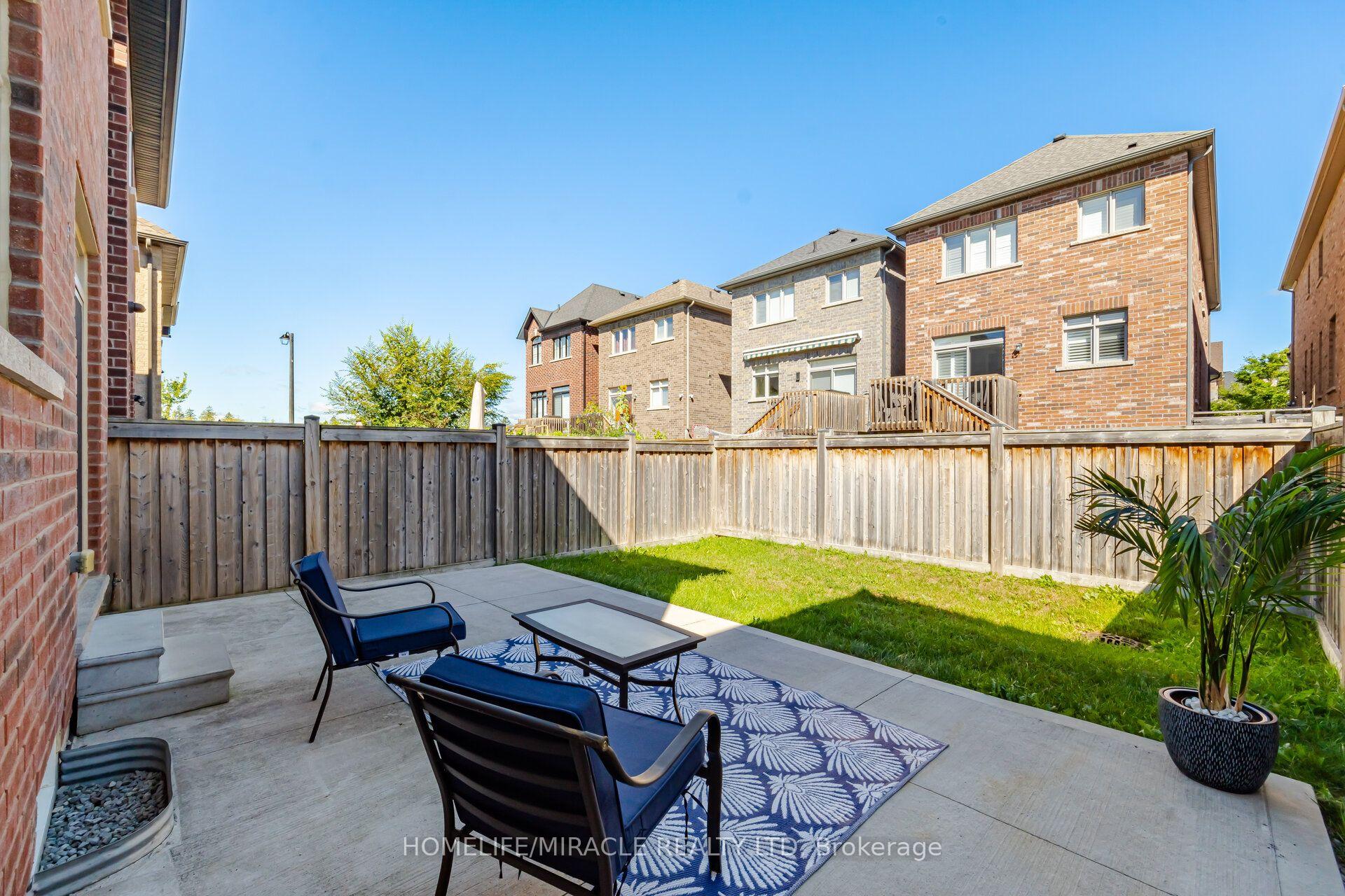 Photo 32 of 14 Zenith Avenue, Vaughan, Kleinburg — HOMEH