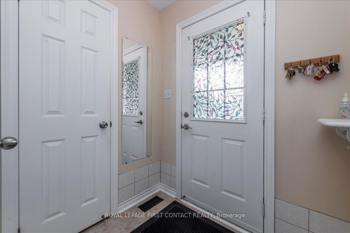Photo 4 of 28 Pass Court, Barrie, Ardagh — HOMEH