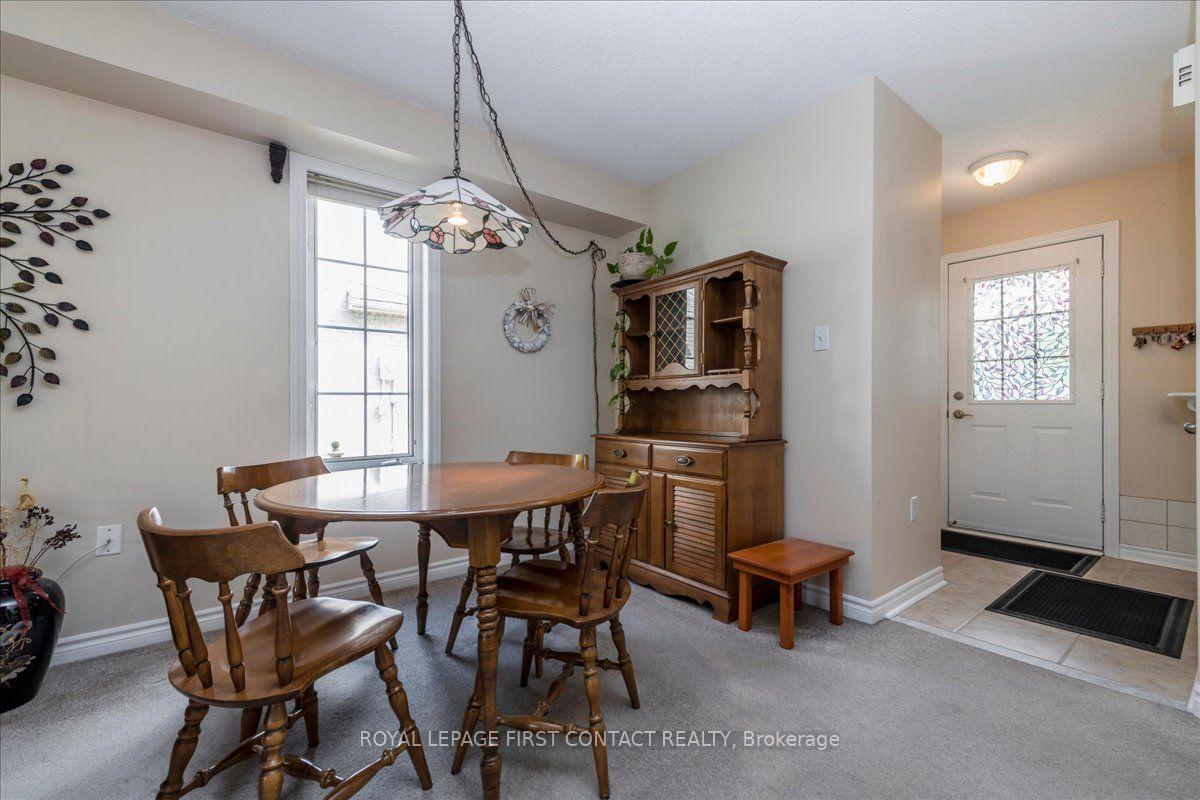 Photo 6 of 28 Pass Court, Barrie, Ardagh — HOMEH