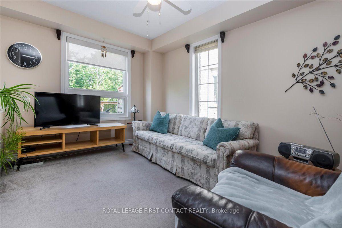 Photo 8 of 28 Pass Court, Barrie, Ardagh — HOMEH
