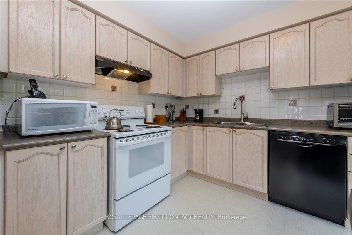 Photo 17 of 28 Pass Court, Barrie, Ardagh — HOMEH