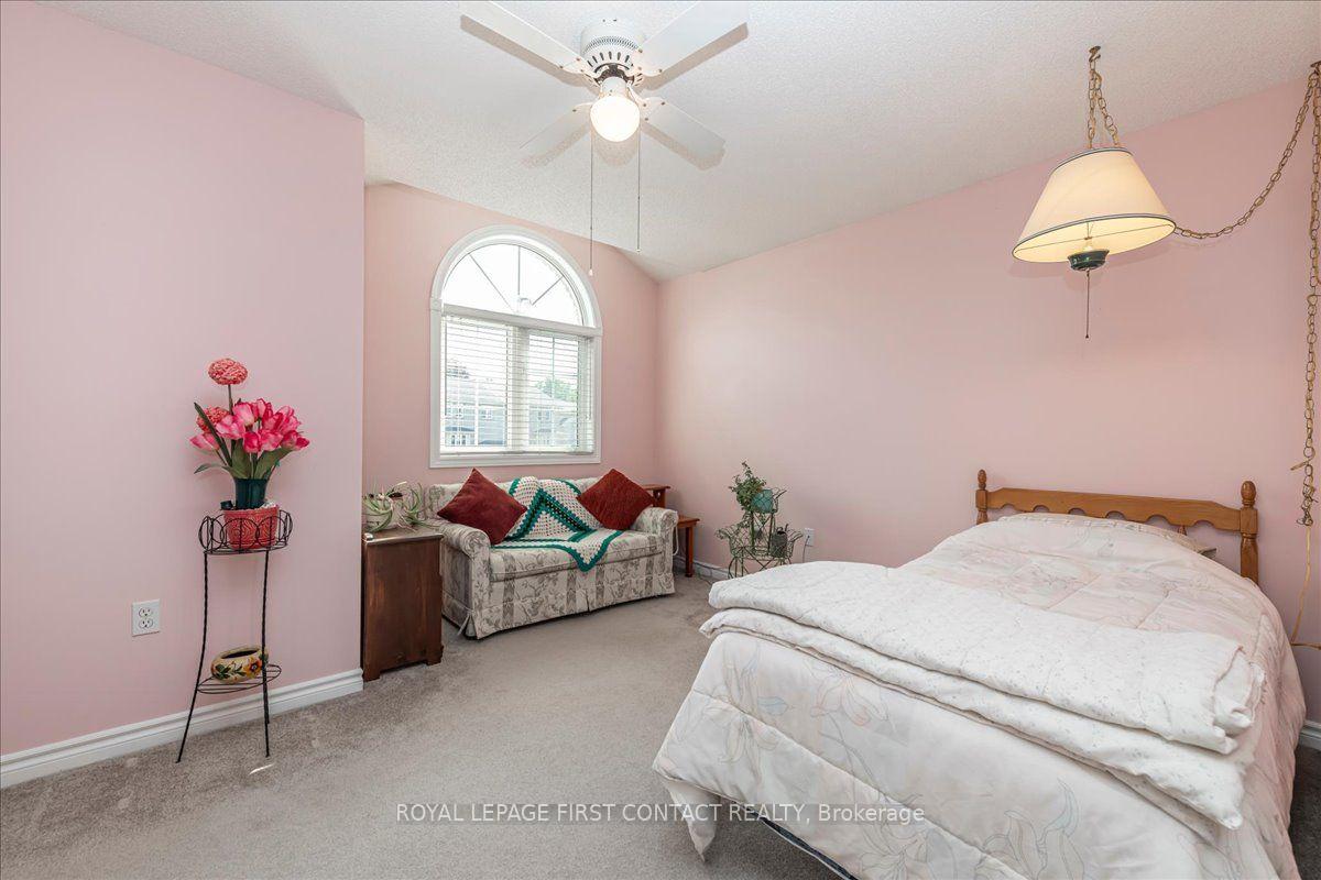 Photo 24 of 28 Pass Court, Barrie, Ardagh — HOMEH