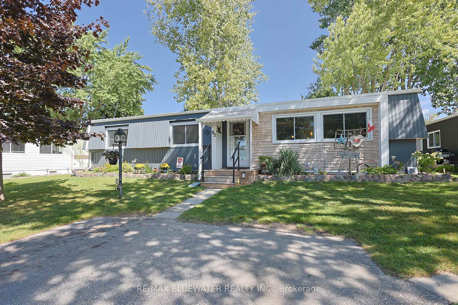 Photo of 95 Shannon Boulevard