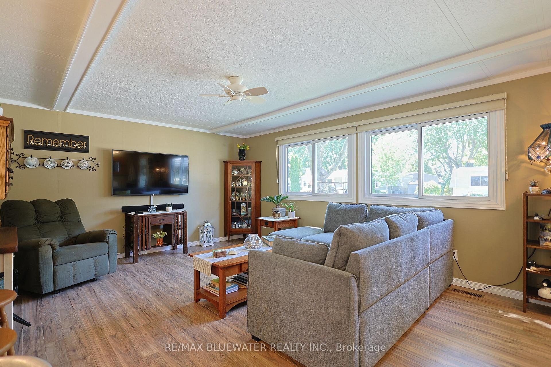 Photo 4 of 95 Shannon Boulevard, South Huron, Stephen — HOMEH