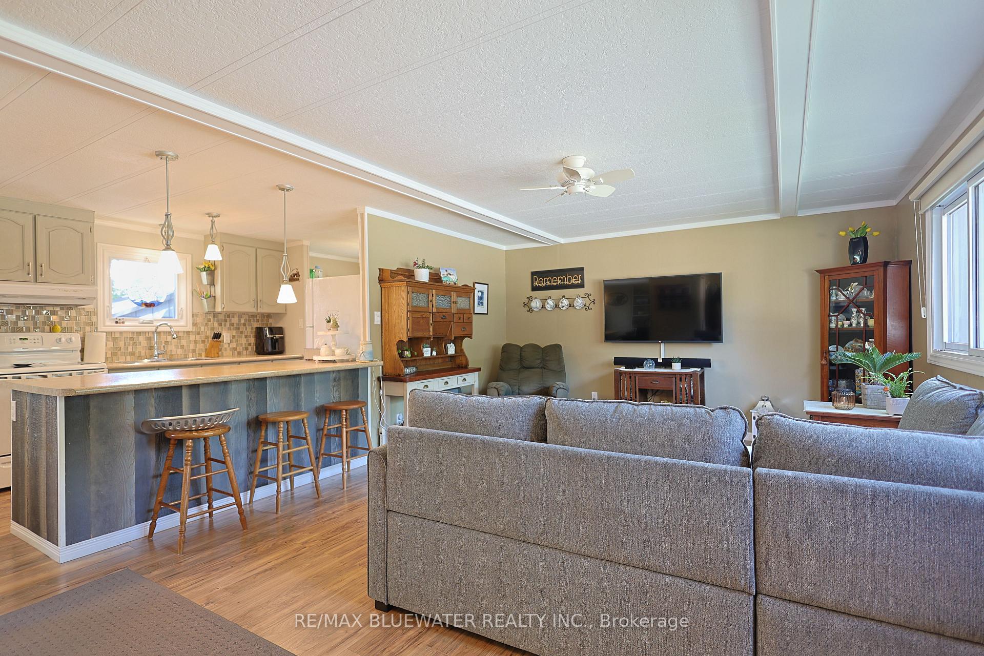 Photo 13 of 95 Shannon Boulevard, South Huron, Stephen — HOMEH
