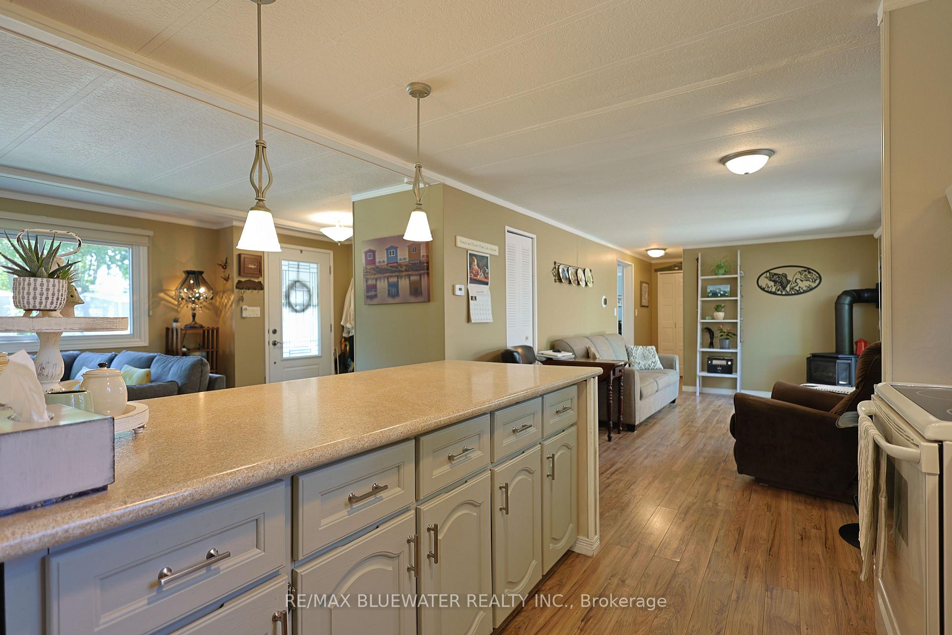 Photo 23 of 95 Shannon Boulevard, South Huron, Stephen — HOMEH