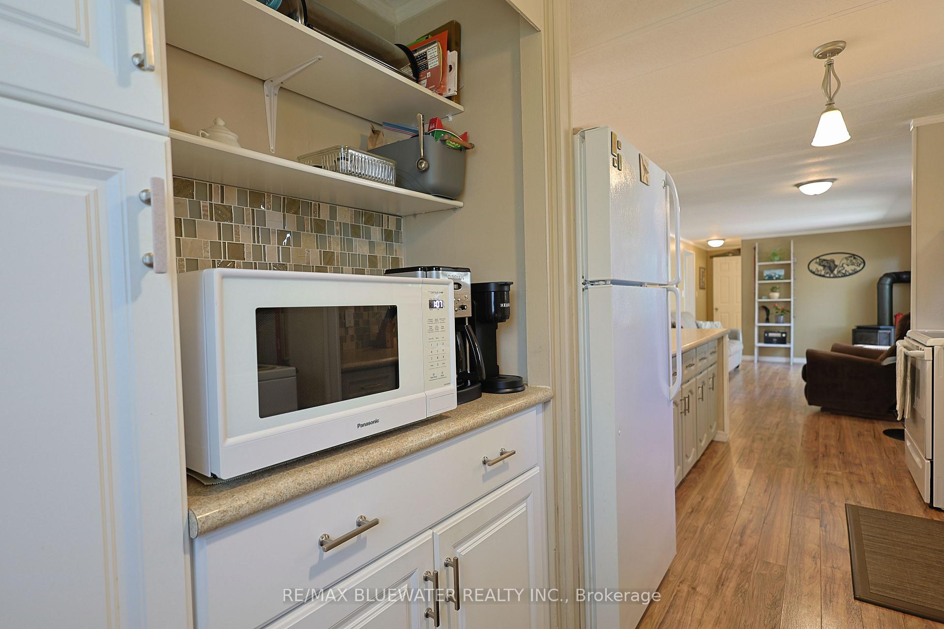Photo 26 of 95 Shannon Boulevard, South Huron, Stephen — HOMEH