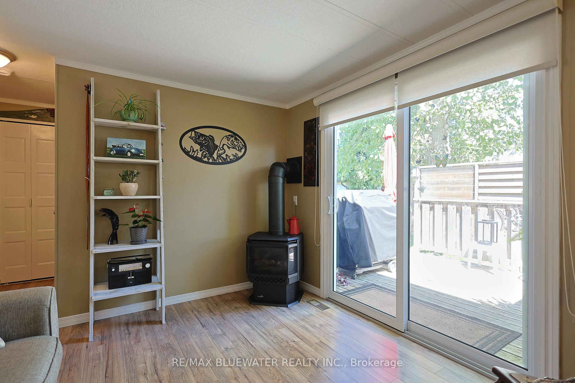 Photo 28 of 95 Shannon Boulevard, South Huron, Stephen — HOMEH