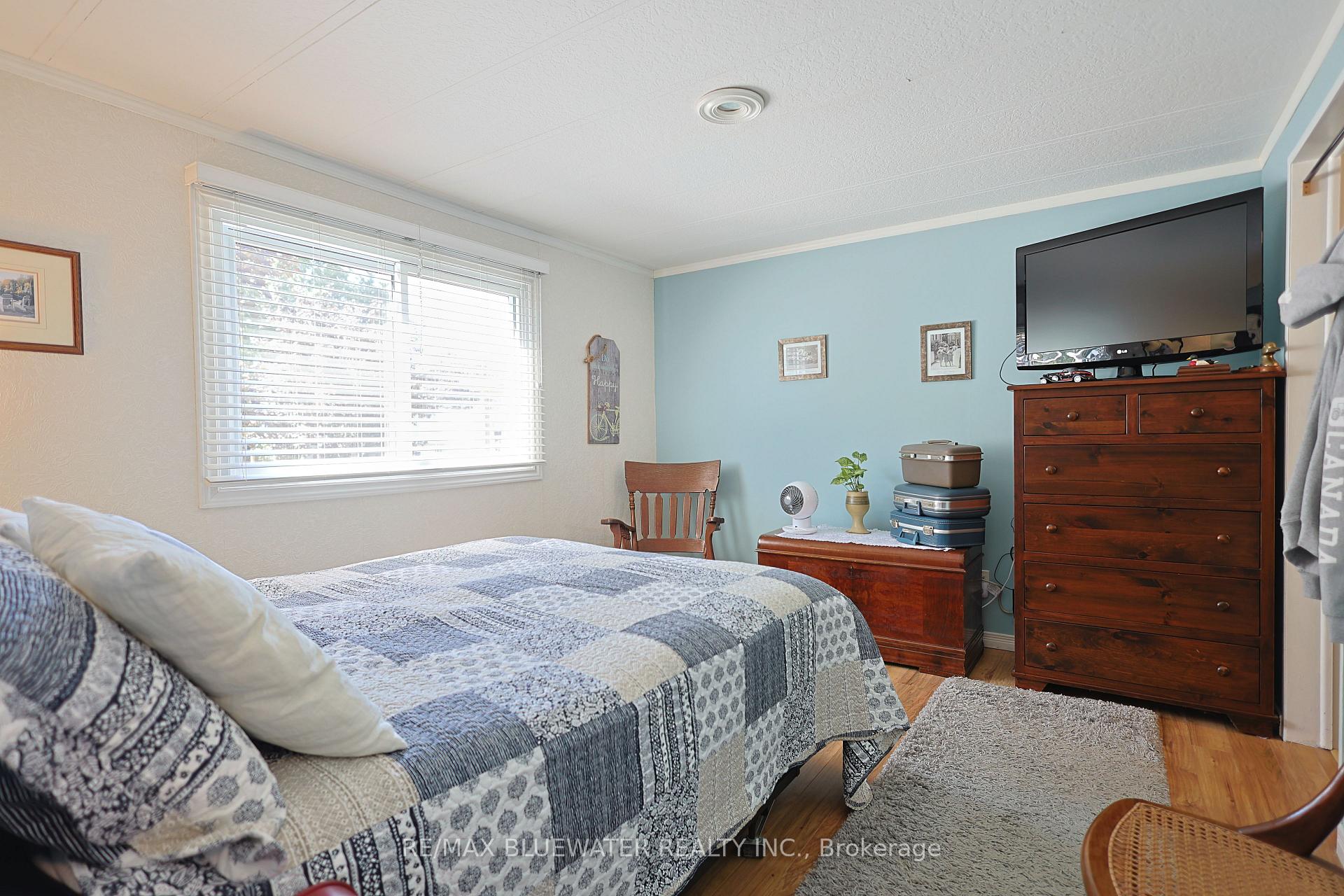 Photo 30 of 95 Shannon Boulevard, South Huron, Stephen — HOMEH