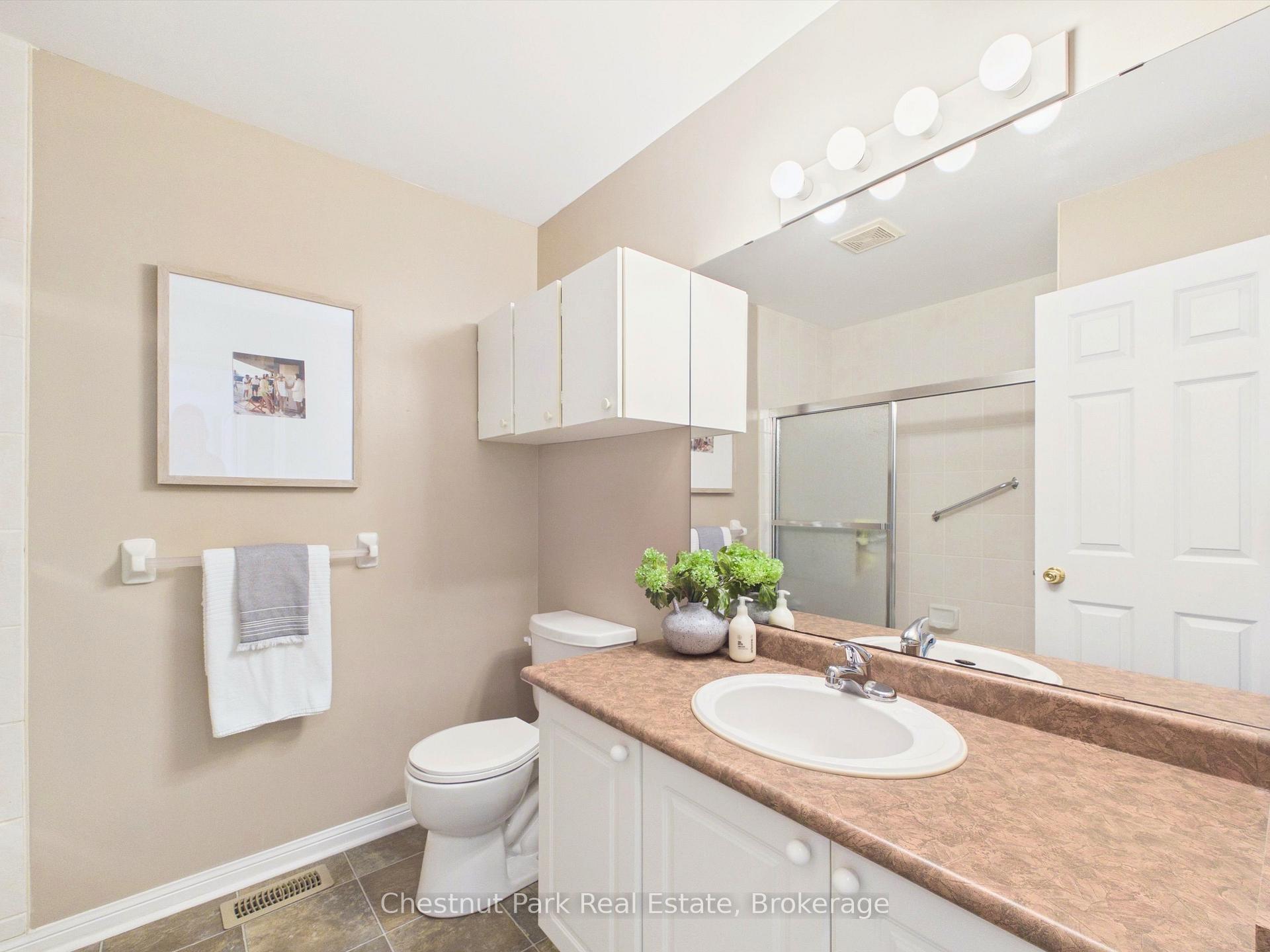 Photo 16 of 525 Lorne Street, Gravenhurst, Muskoka (S) — HOMEH