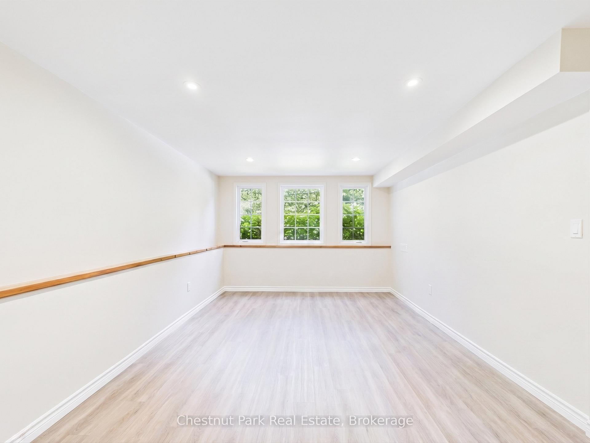 Photo 19 of 525 Lorne Street, Gravenhurst, Muskoka (S) — HOMEH
