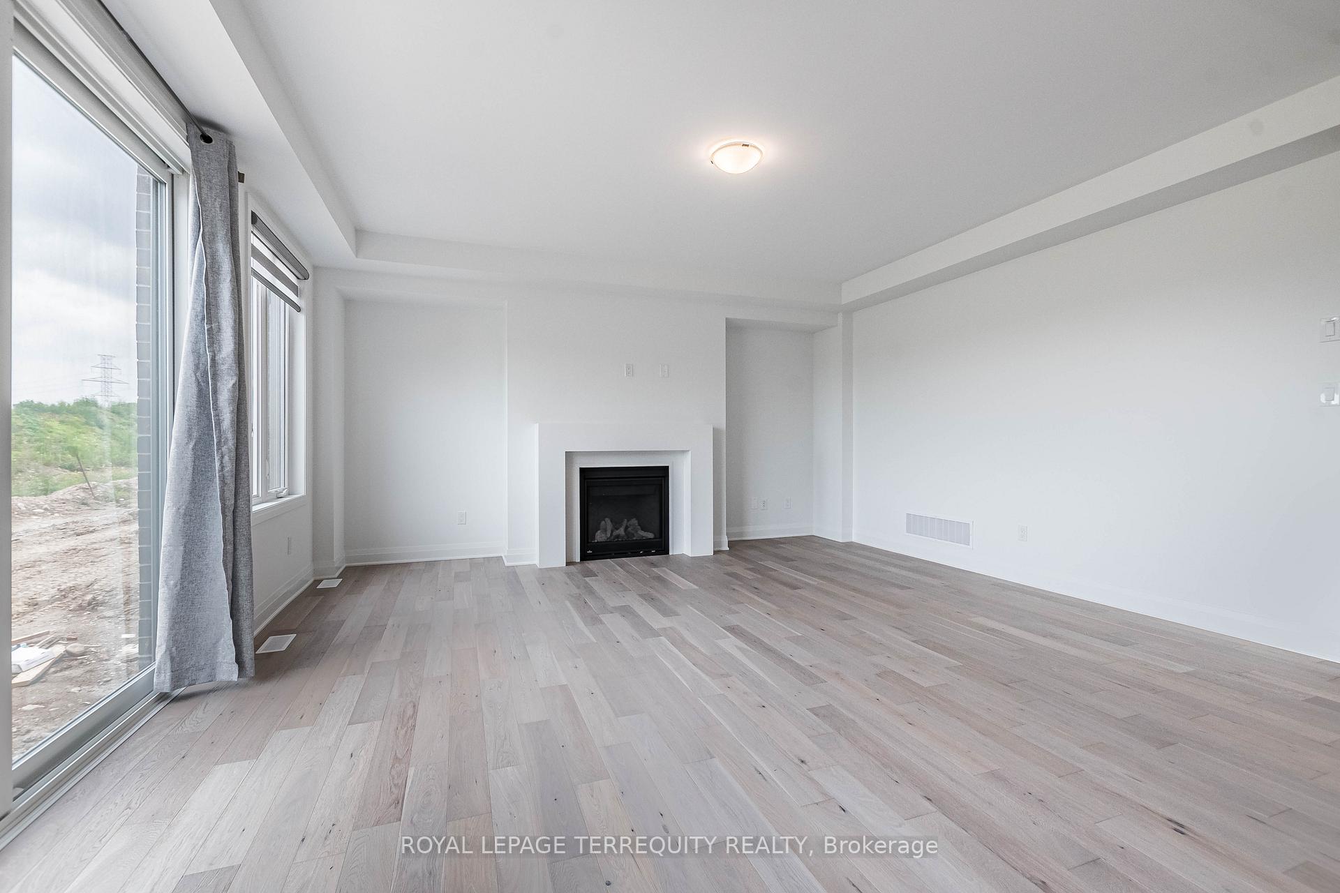 Photo 6 of Unit Upper, 150 Forestwalk Street, Kitchener, Huron Park — HOMEH