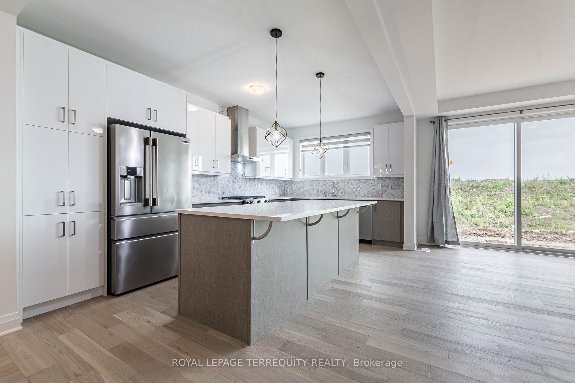 Photo 9 of Unit Upper, 150 Forestwalk Street, Kitchener, Huron Park — HOMEH