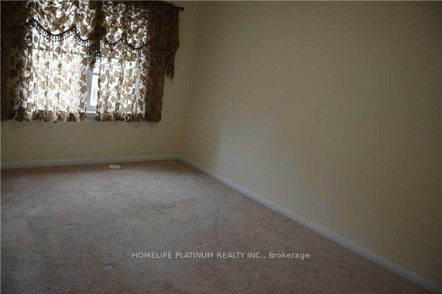 Photo 9 of 90 Baycliffe Crescent, Brampton, Northwest Brampton — HOMEH