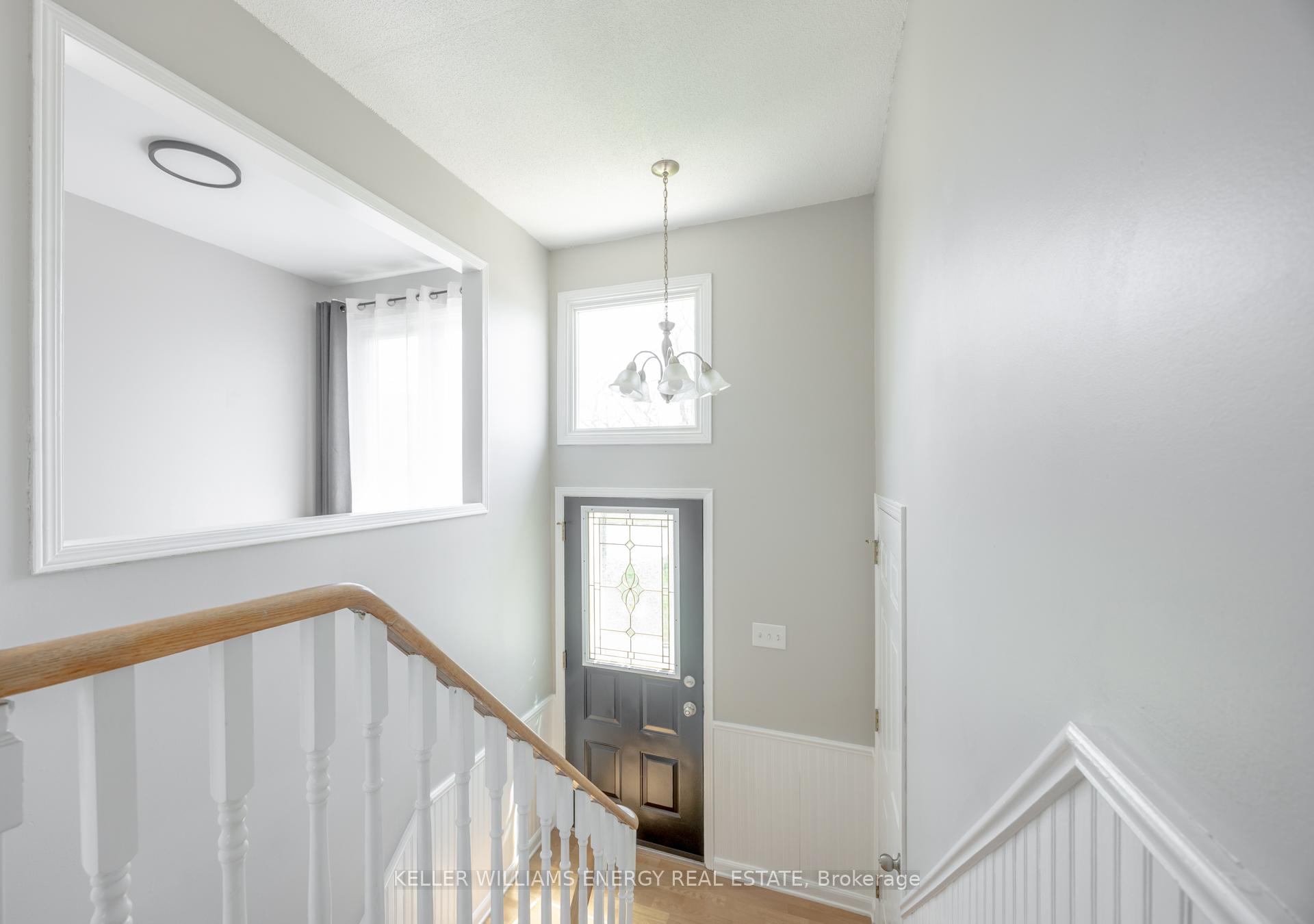 Photo 3 of 74 Trudeau Drive, Clarington, Bowmanville — HOMEH