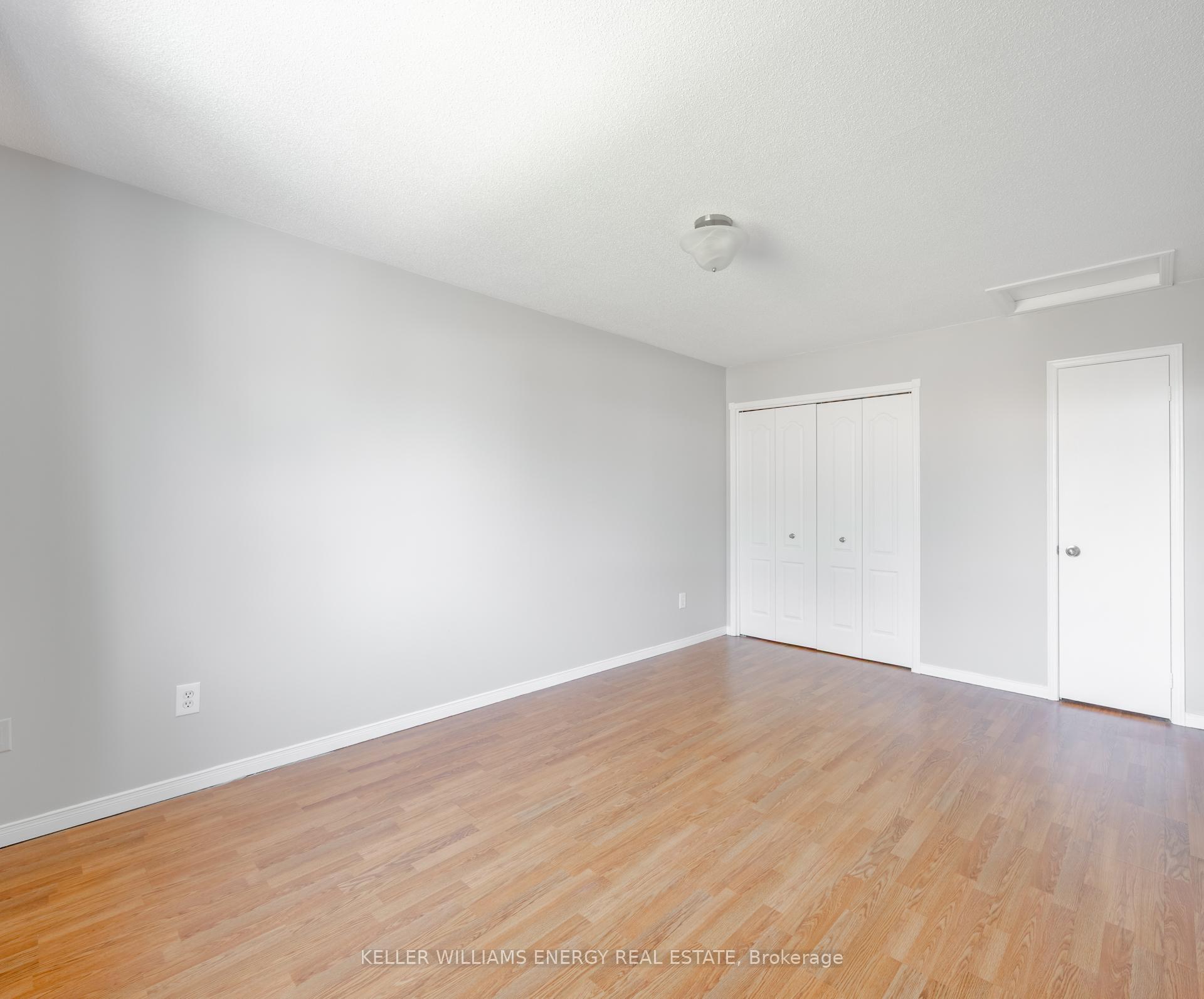 Photo 11 of 74 Trudeau Drive, Clarington, Bowmanville — HOMEH