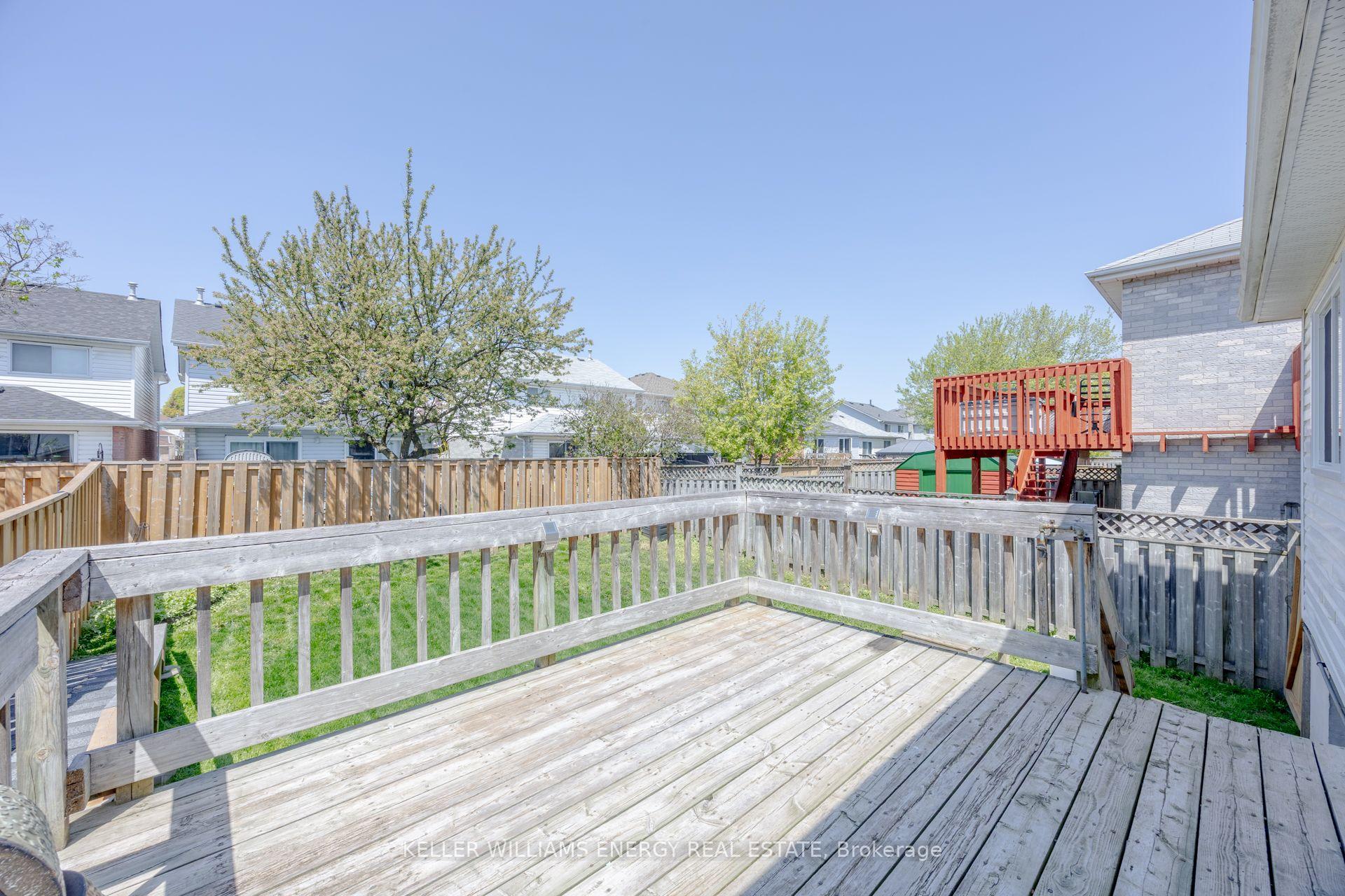 Photo 25 of 74 Trudeau Drive, Clarington, Bowmanville — HOMEH