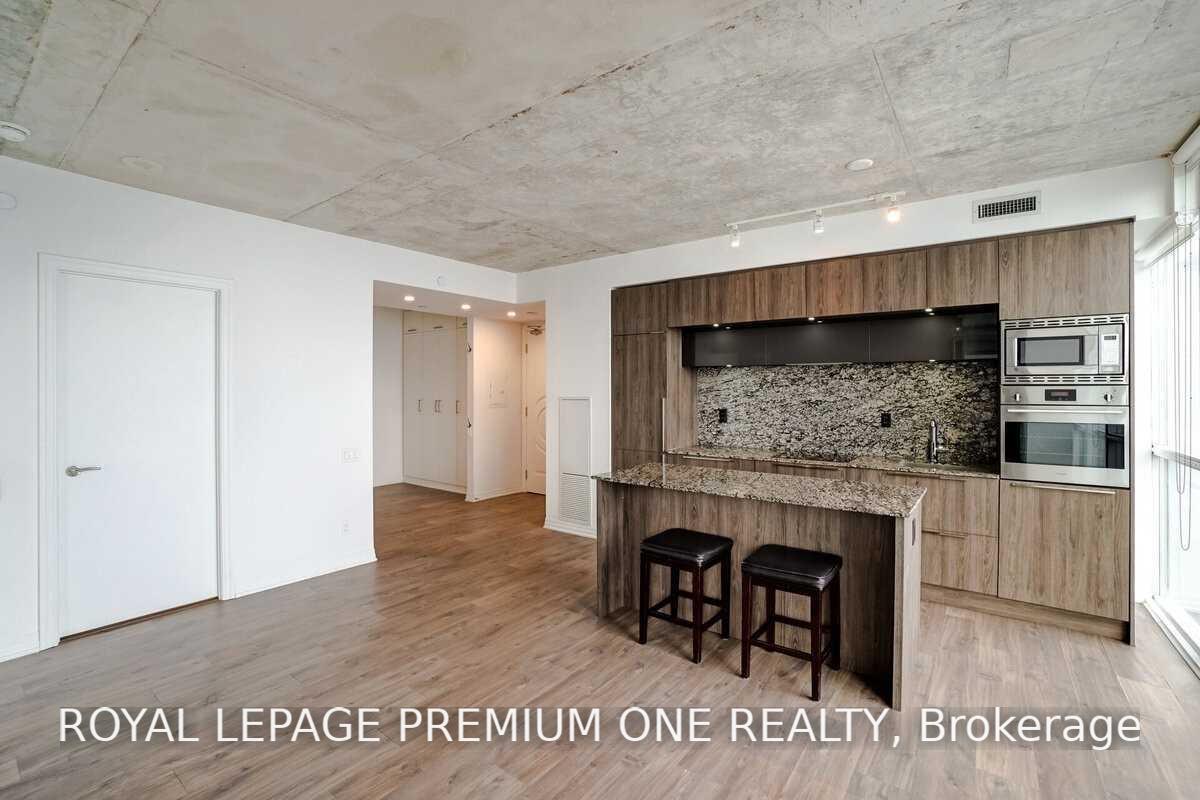Photo 5 of Unit 2406, 88 Blue Jays Way, Toronto, Waterfront Communities — HOMEH