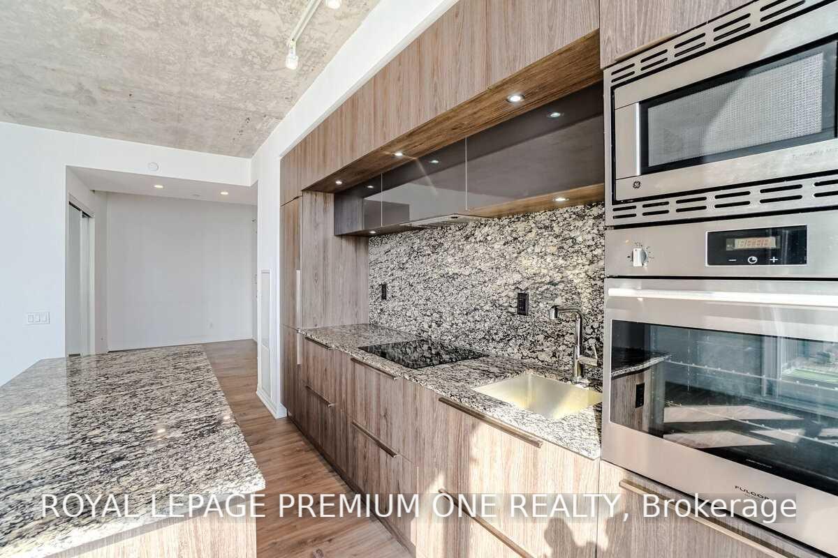 Photo 9 of Unit 2406, 88 Blue Jays Way, Toronto, Waterfront Communities — HOMEH