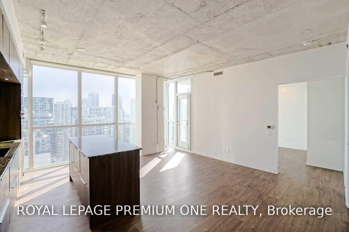 Photo 12 of Unit 2406, 88 Blue Jays Way, Toronto, Waterfront Communities — HOMEH