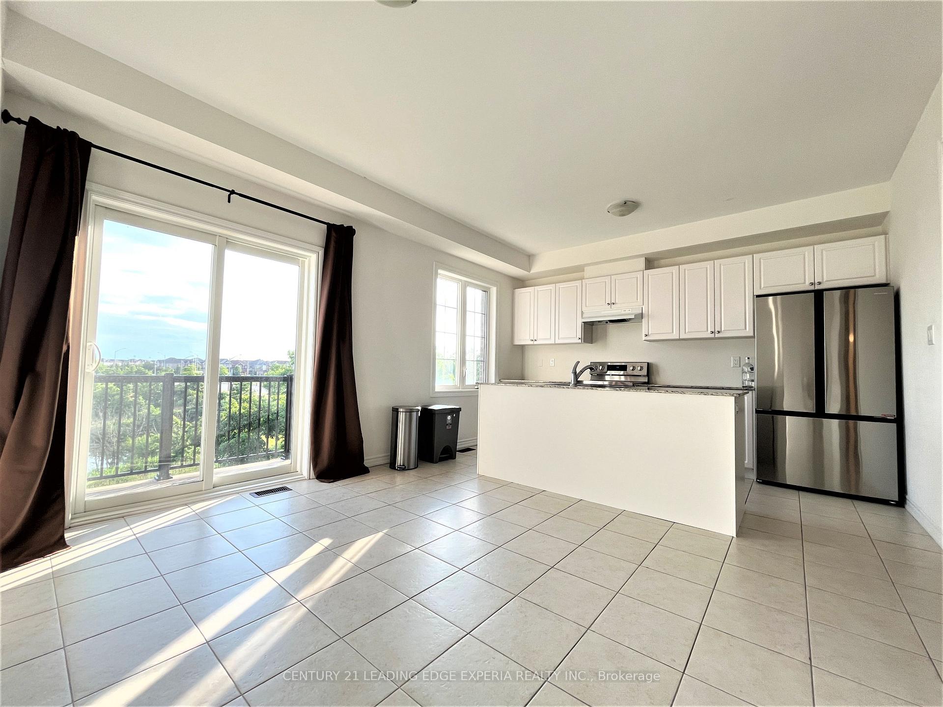 Photo 3 of 12 Pomarine Way W, Brampton, Credit Valley — HOMEH