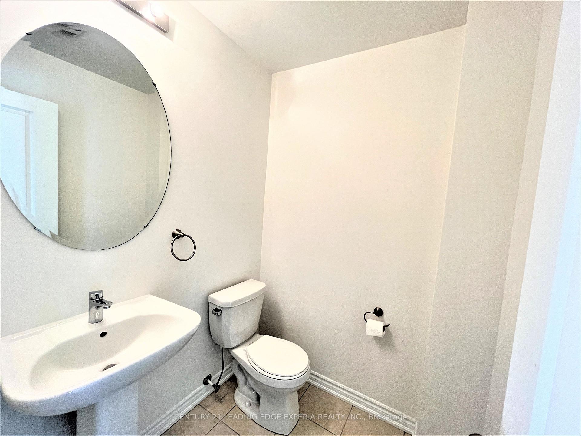 Photo 13 of 12 Pomarine Way W, Brampton, Credit Valley — HOMEH