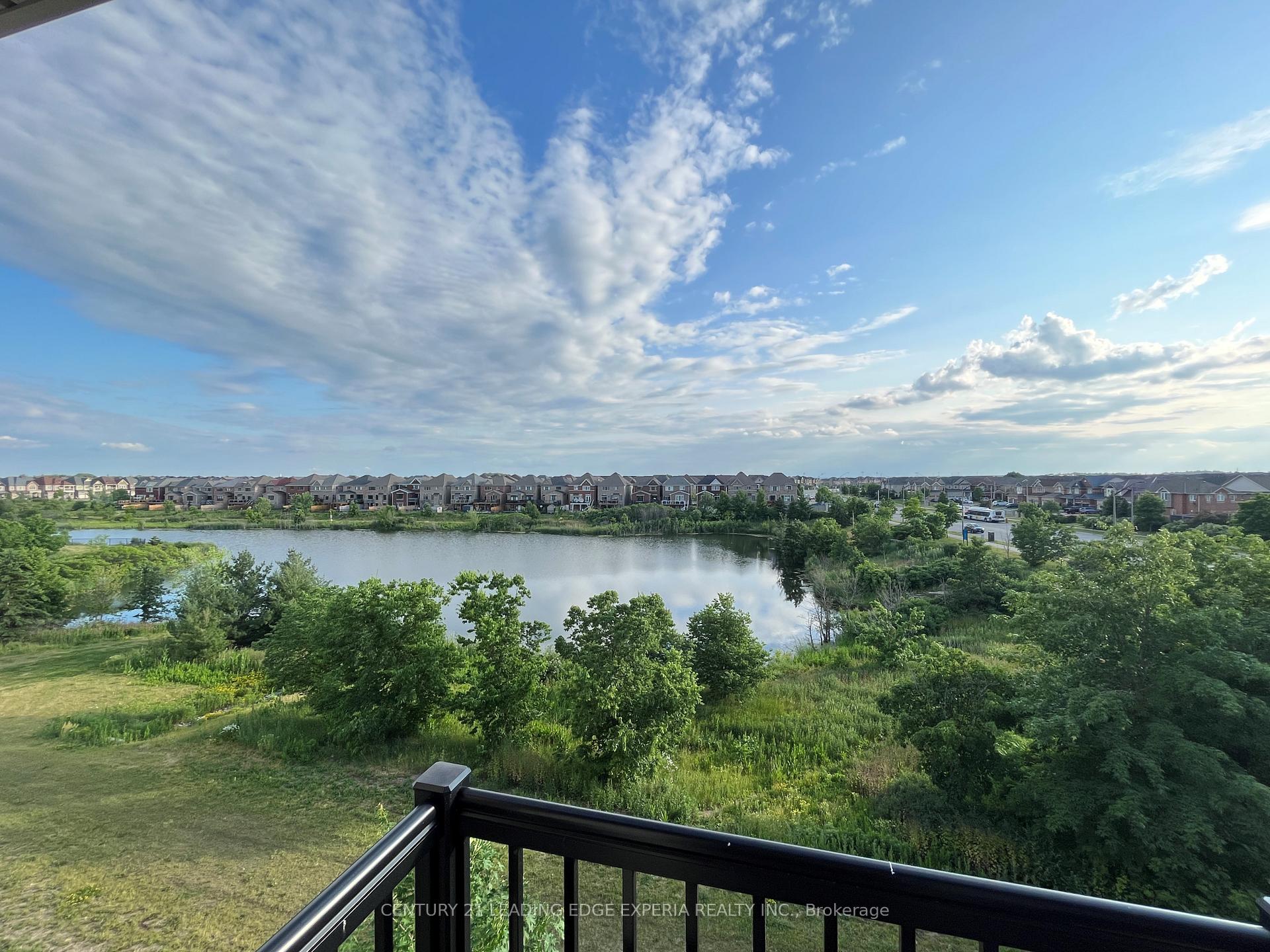 Photo 17 of 12 Pomarine Way W, Brampton, Credit Valley — HOMEH