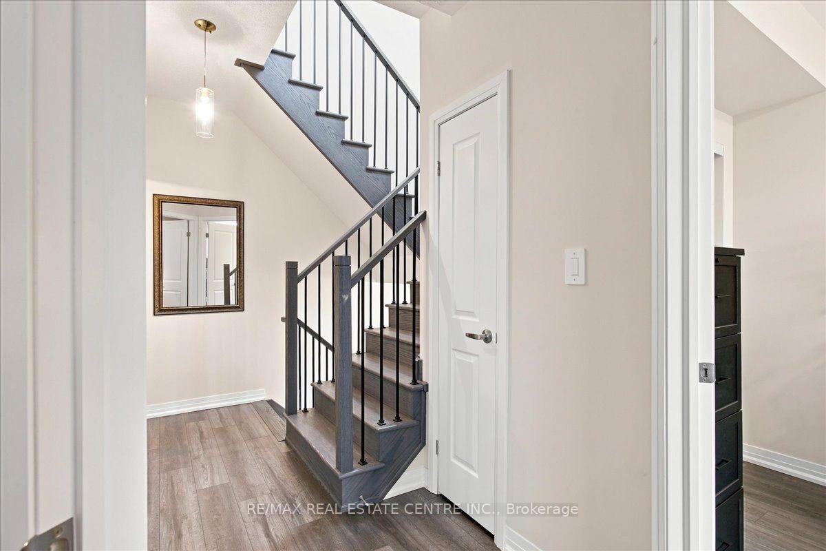 Photo 14 of Unit 103, 1597 Rose Way, Milton, Cobban — HOMEH