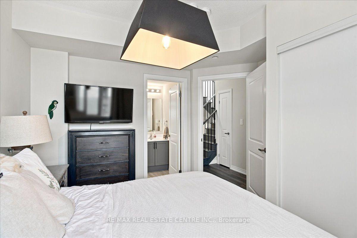 Photo 16 of Unit 103, 1597 Rose Way, Milton, Cobban — HOMEH