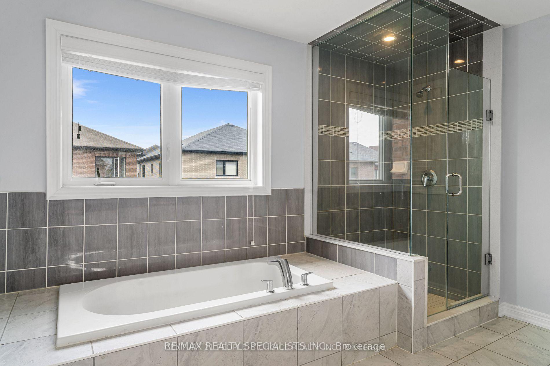 Photo 16 of 22 Gainsford Road, Brampton, Credit Valley — HOMEH