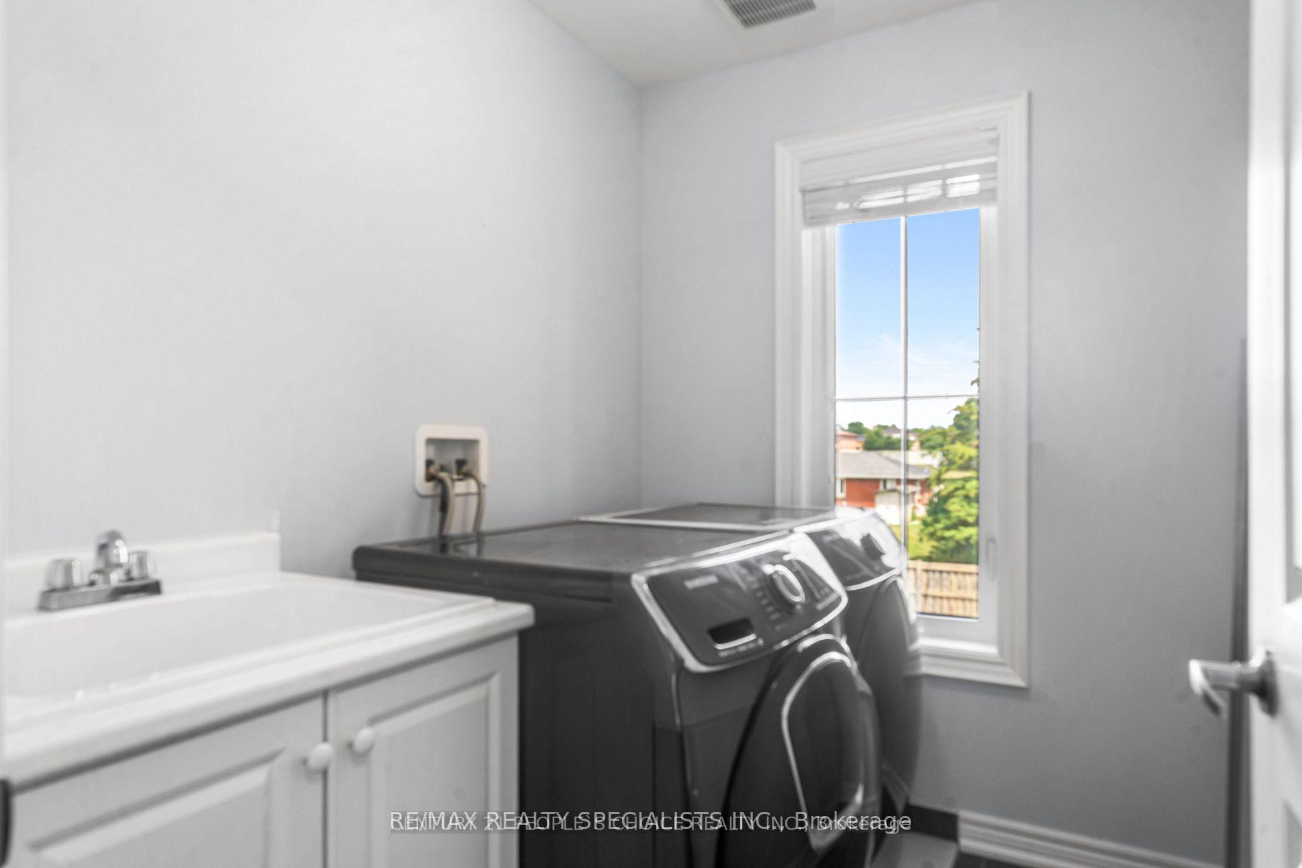 Photo 21 of 22 Gainsford Road, Brampton, Credit Valley — HOMEH
