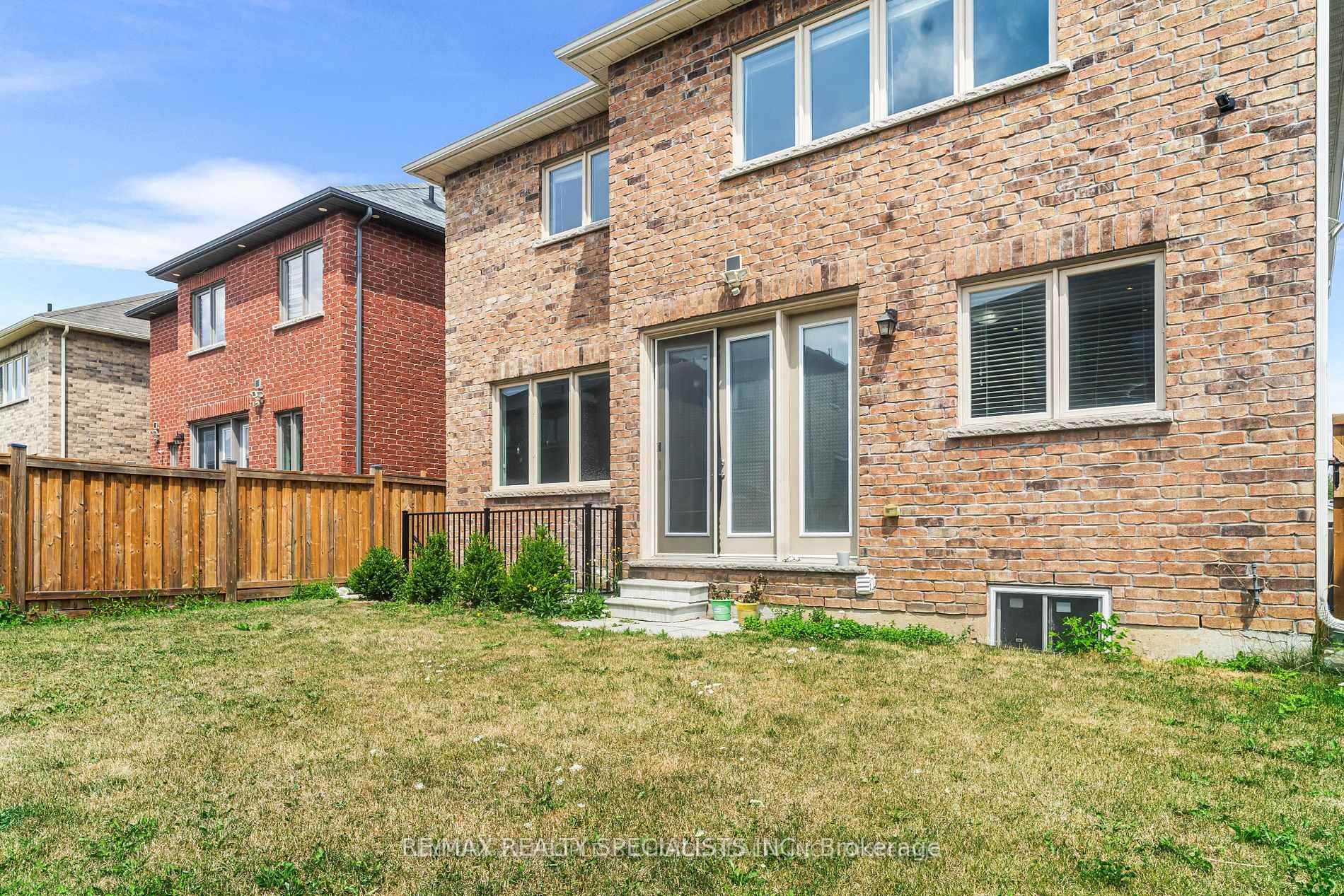 Photo 29 of 22 Gainsford Road, Brampton, Credit Valley — HOMEH