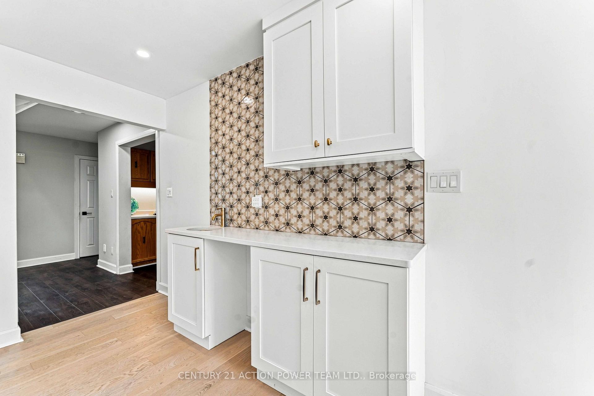 Photo 10 of 6179 Voyageur Drive, Ottawa, Convent Glen — HOMEH