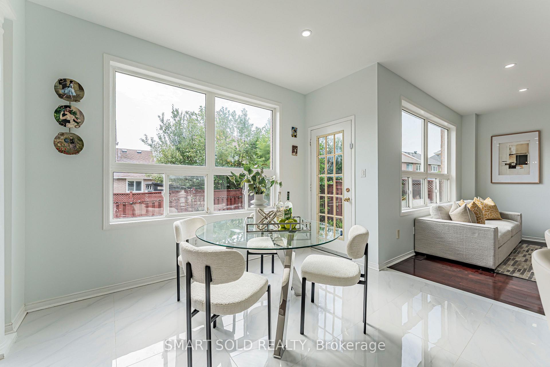 Photo 10 of 274 Ridgecrest Road, Markham, Berczy — HOMEH