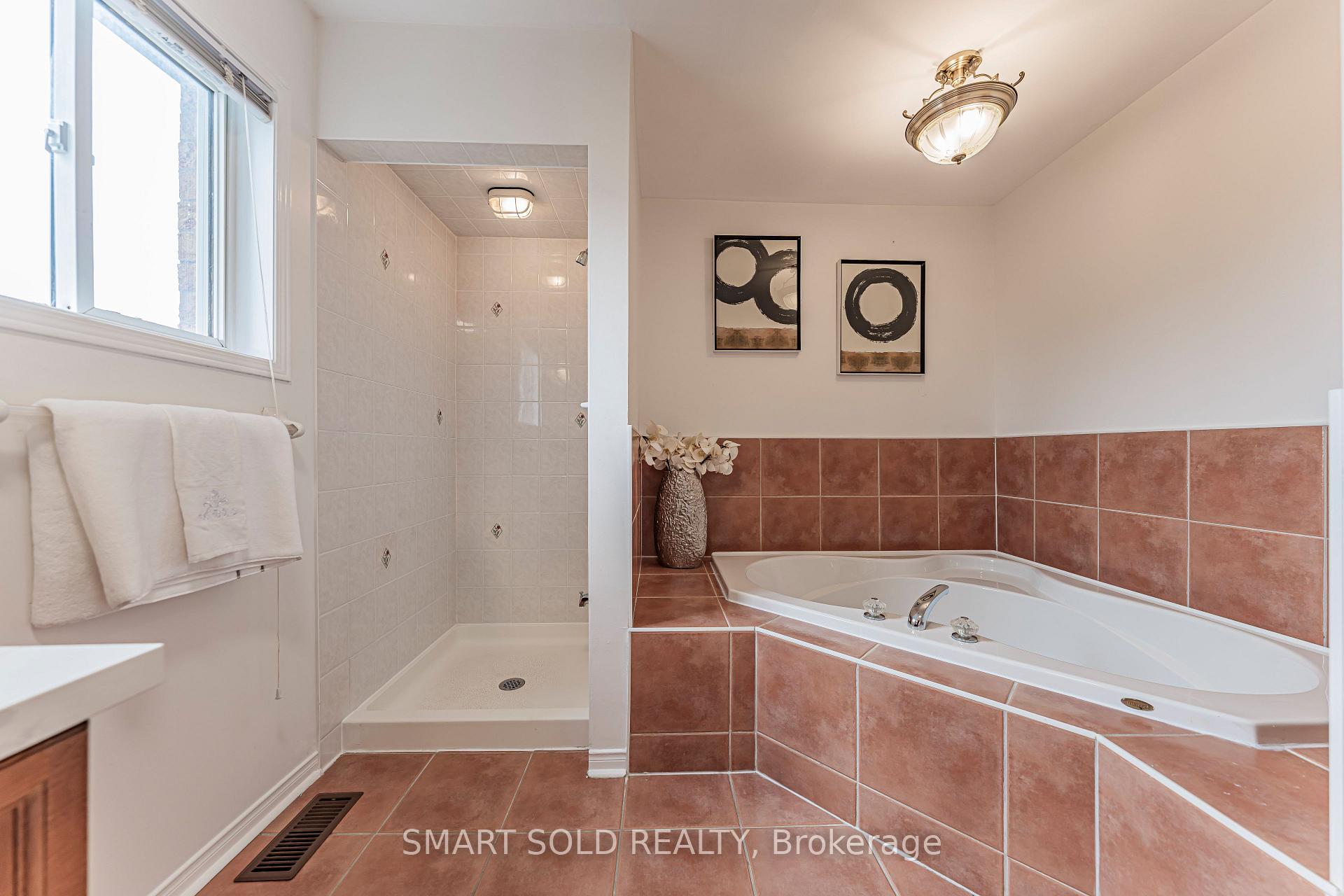 Photo 30 of 274 Ridgecrest Road, Markham, Berczy — HOMEH