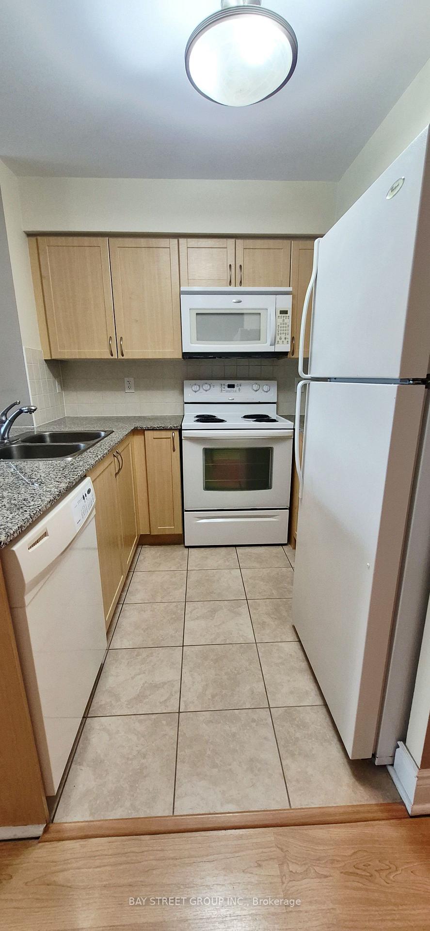 Photo 3 of Unit 812, 30 Clegg Road, Markham, Unionville — HOMEH
