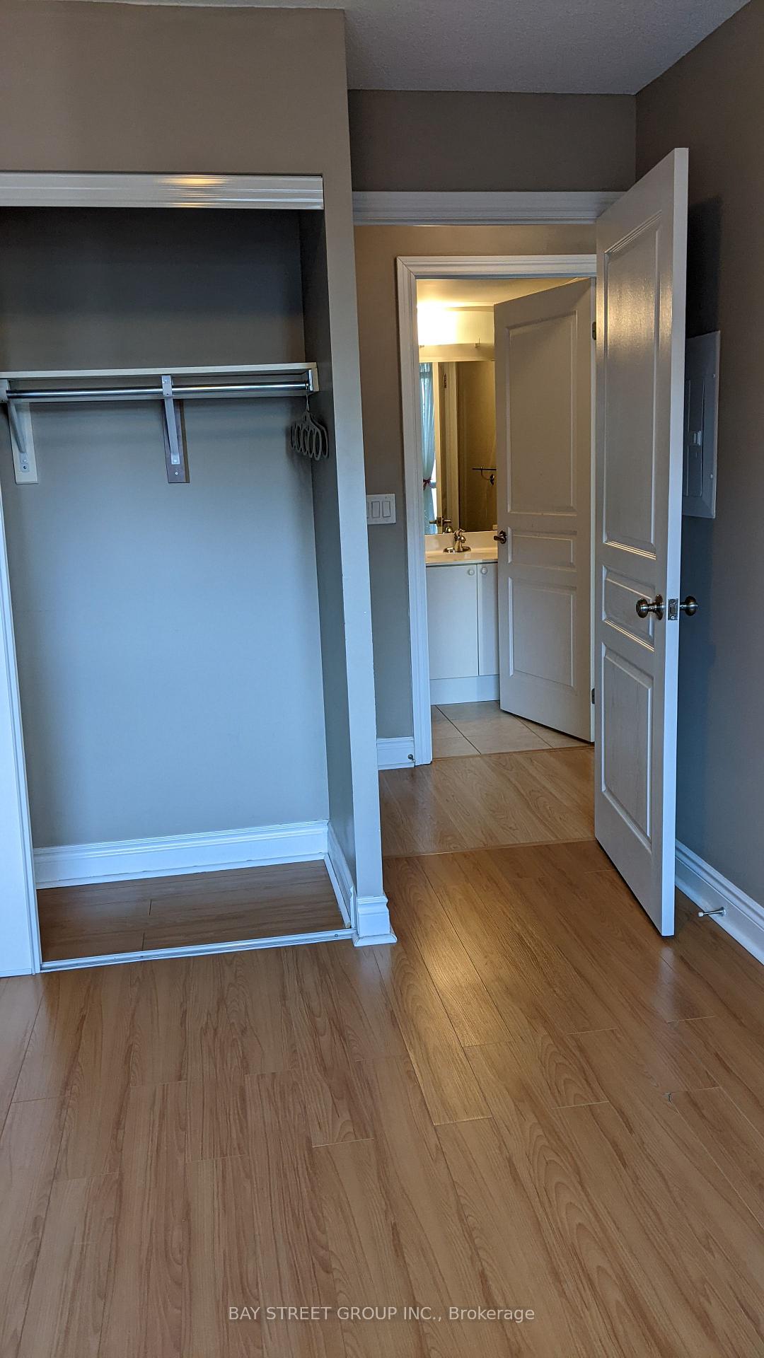 Photo 9 of Unit 812, 30 Clegg Road, Markham, Unionville — HOMEH