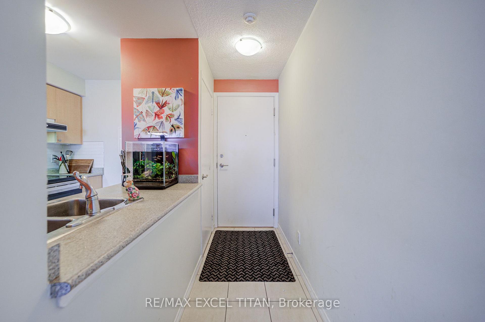 Photo 9 of Unit 1132, 60 Heintzman Street, Toronto, Junction Area — HOMEH