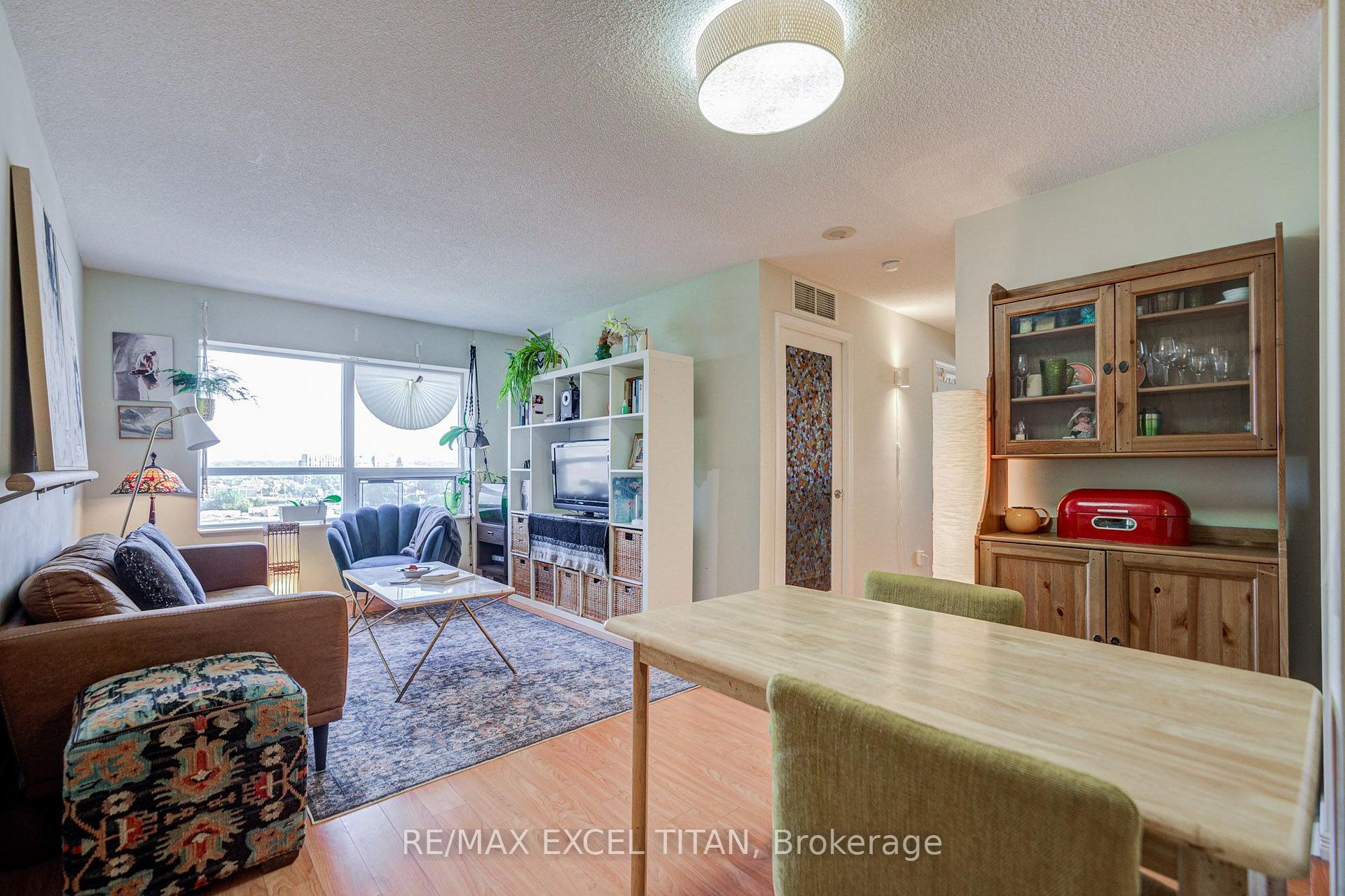 Photo 14 of Unit 1132, 60 Heintzman Street, Toronto, Junction Area — HOMEH