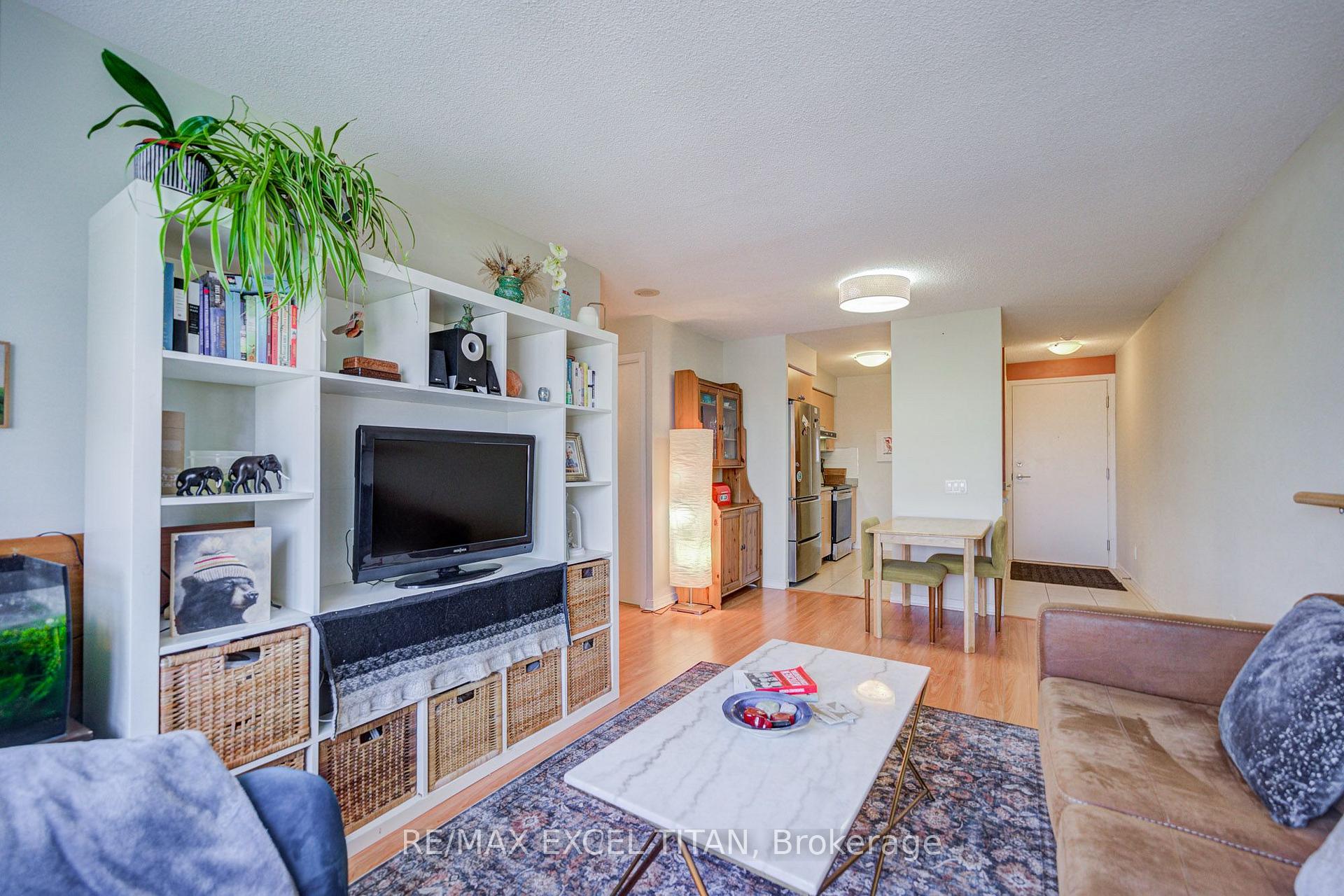 Photo 20 of Unit 1132, 60 Heintzman Street, Toronto, Junction Area — HOMEH