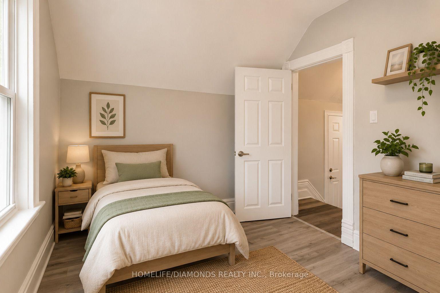Photo 12 of 338 Hamilton Road, London, East L — HOMEH
