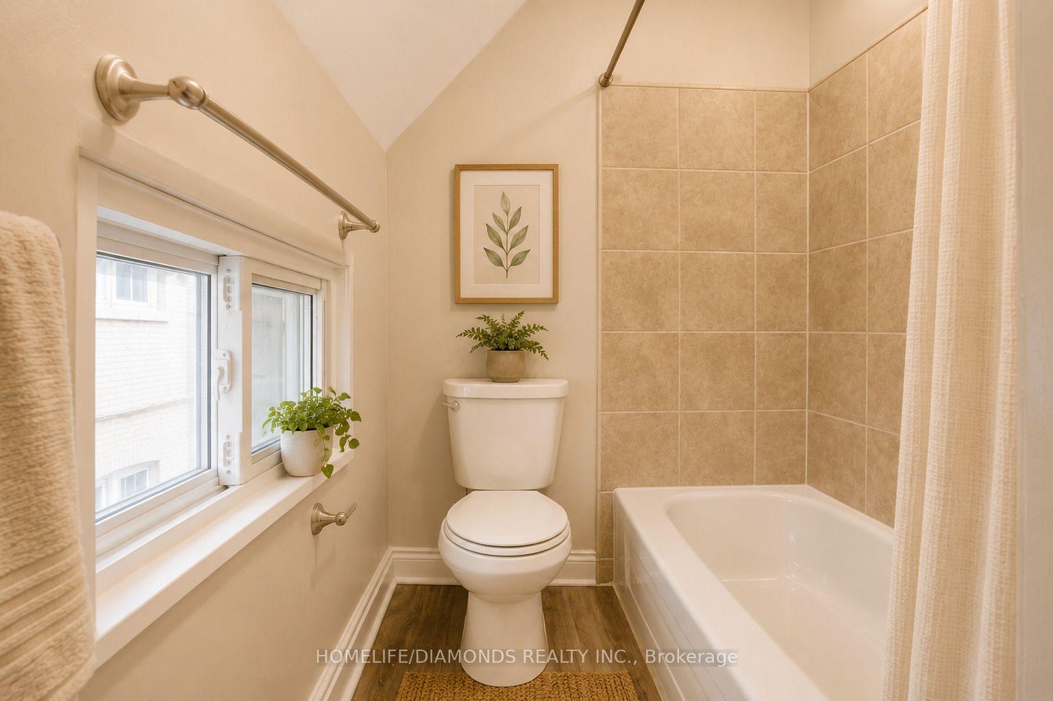 Photo 14 of 338 Hamilton Road, London, East L — HOMEH